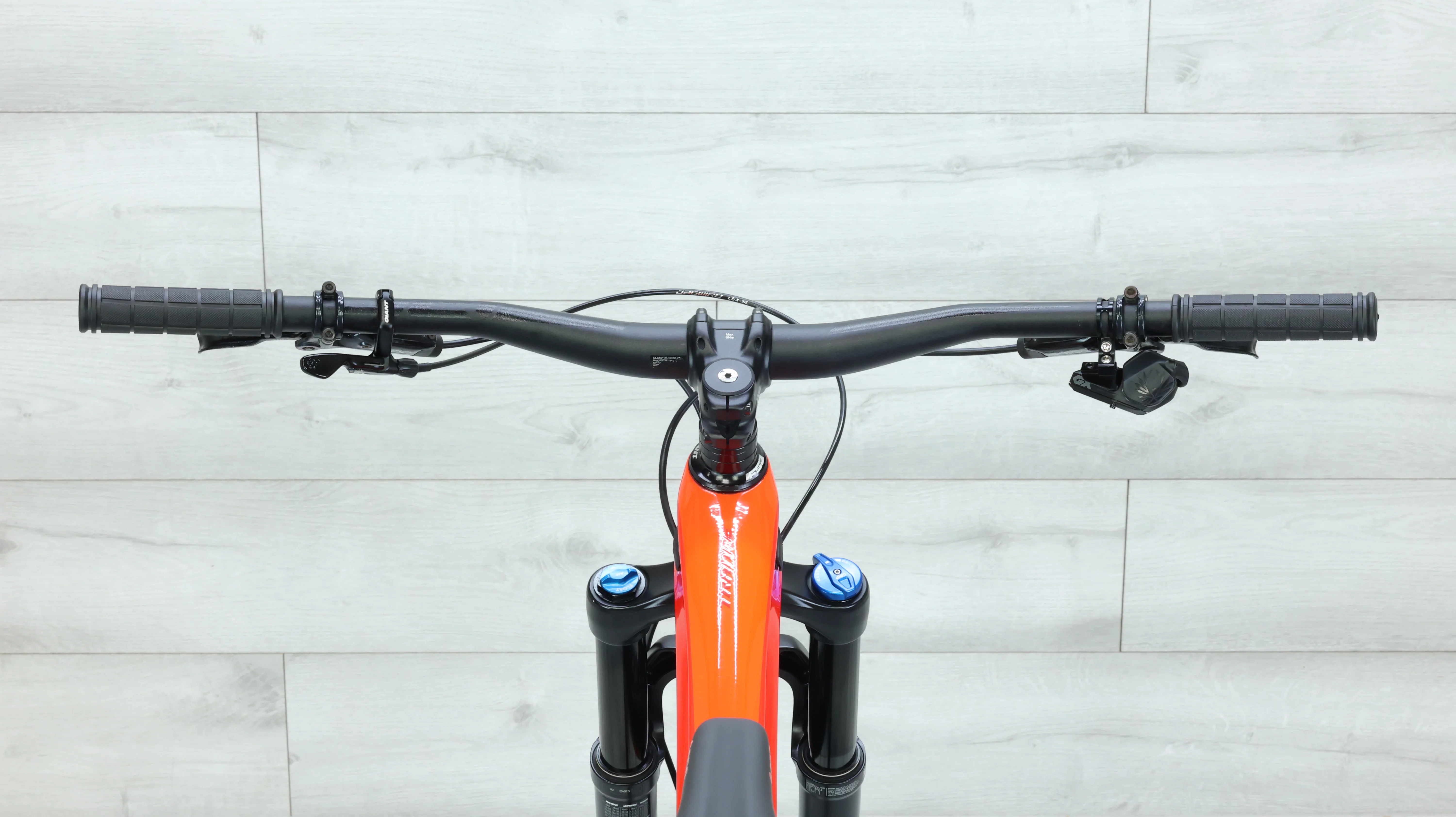 2019 Giant Trance Advanced Pro 29 2 Mountain Bike - Small - Image 14