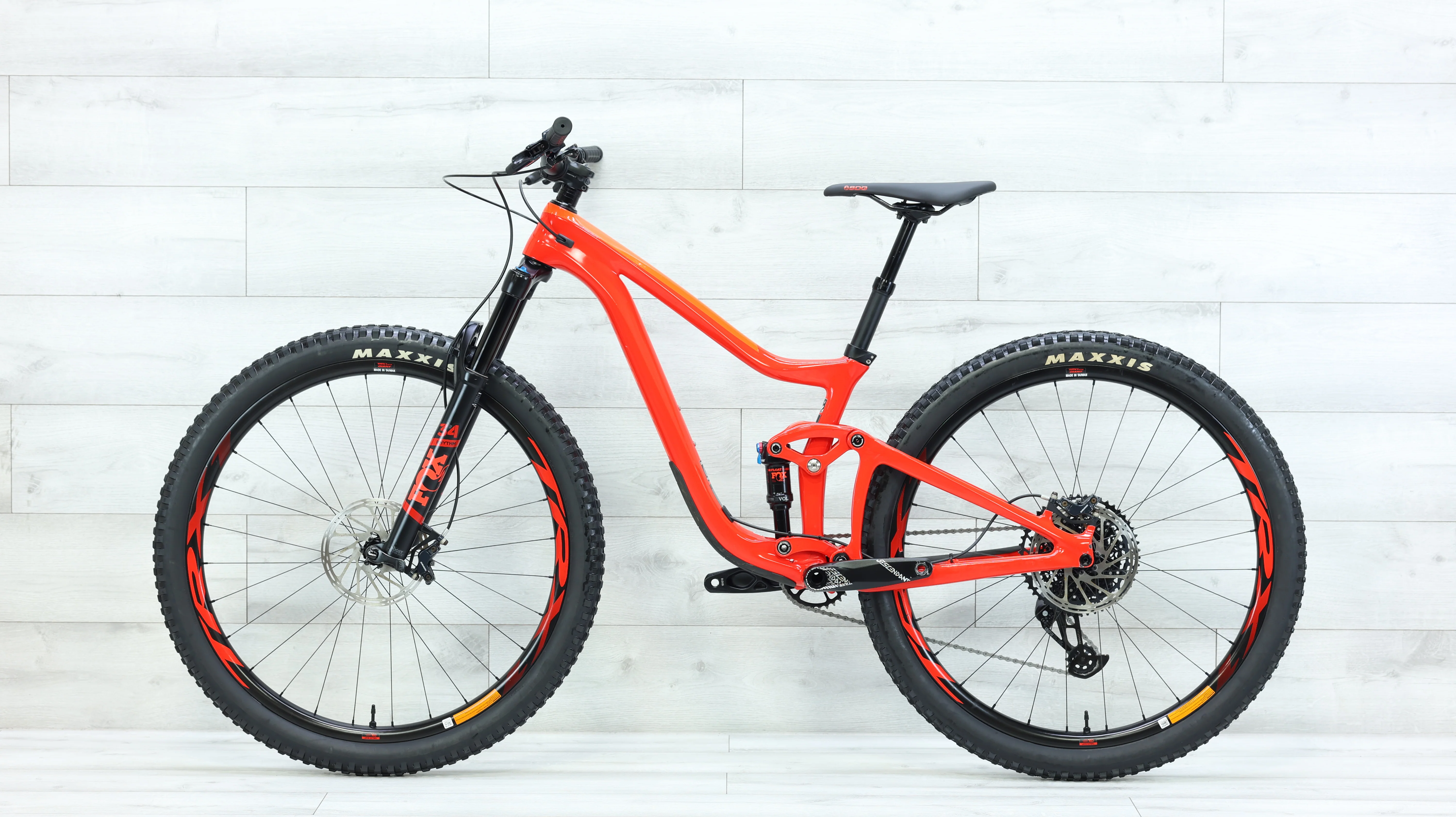 2019 Giant Trance Advanced Pro 29 2 Mountain Bike - Small - Image 2