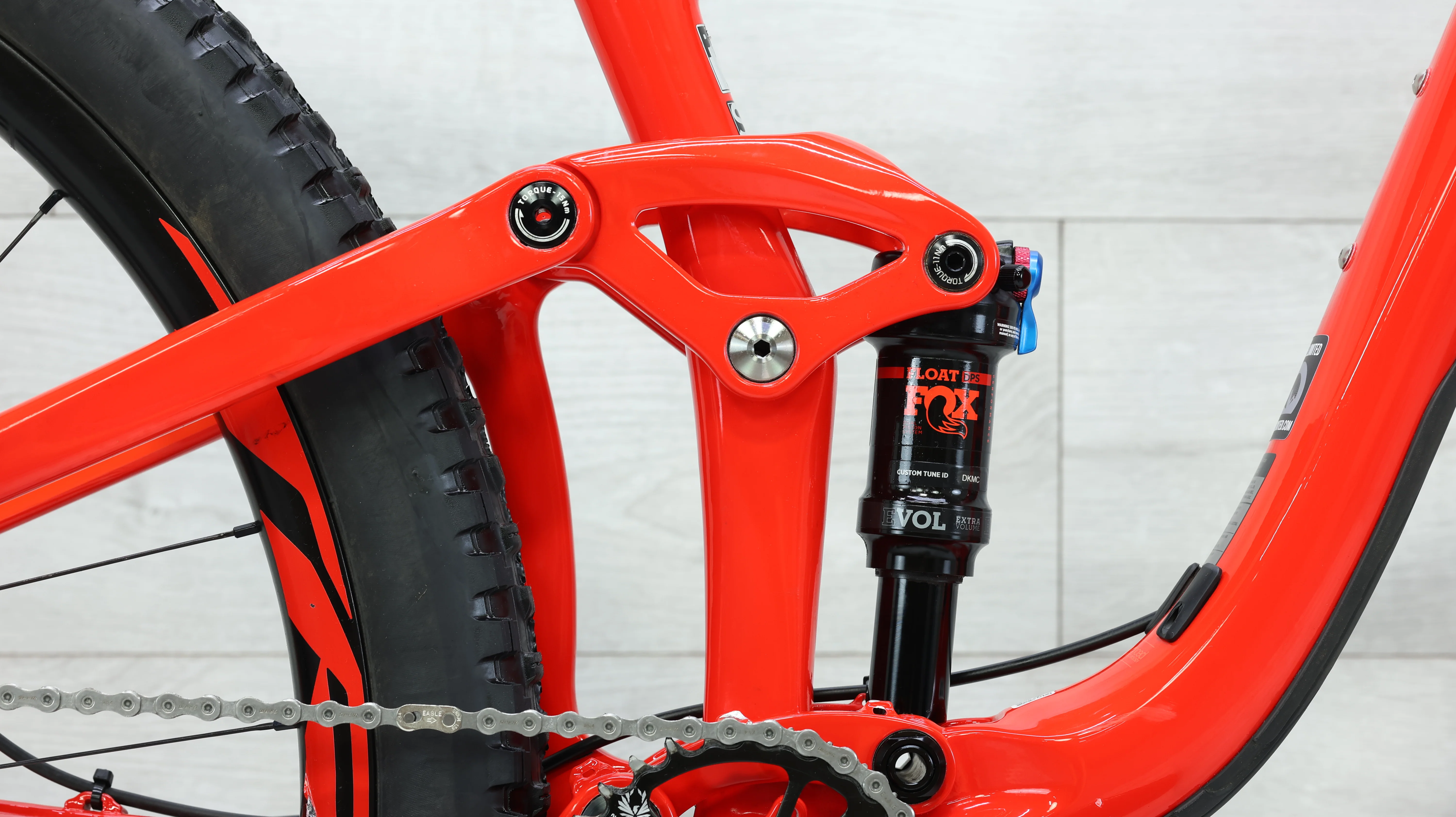 2019 Giant Trance Advanced Pro 29 2 Mountain Bike - Small - Image 8