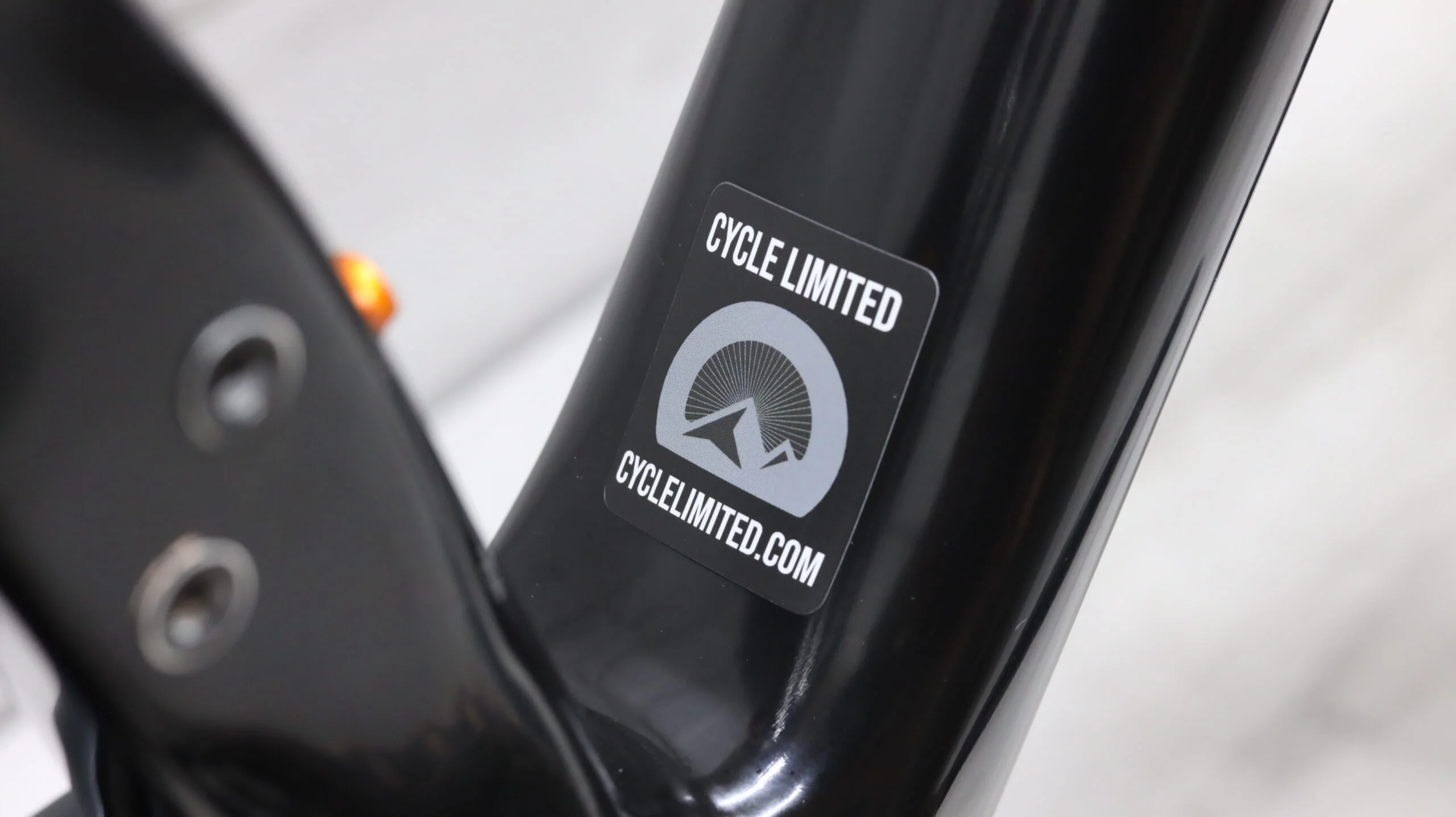 2019 Giant XTC Advanced  Mountain Bike - Large - Image 3