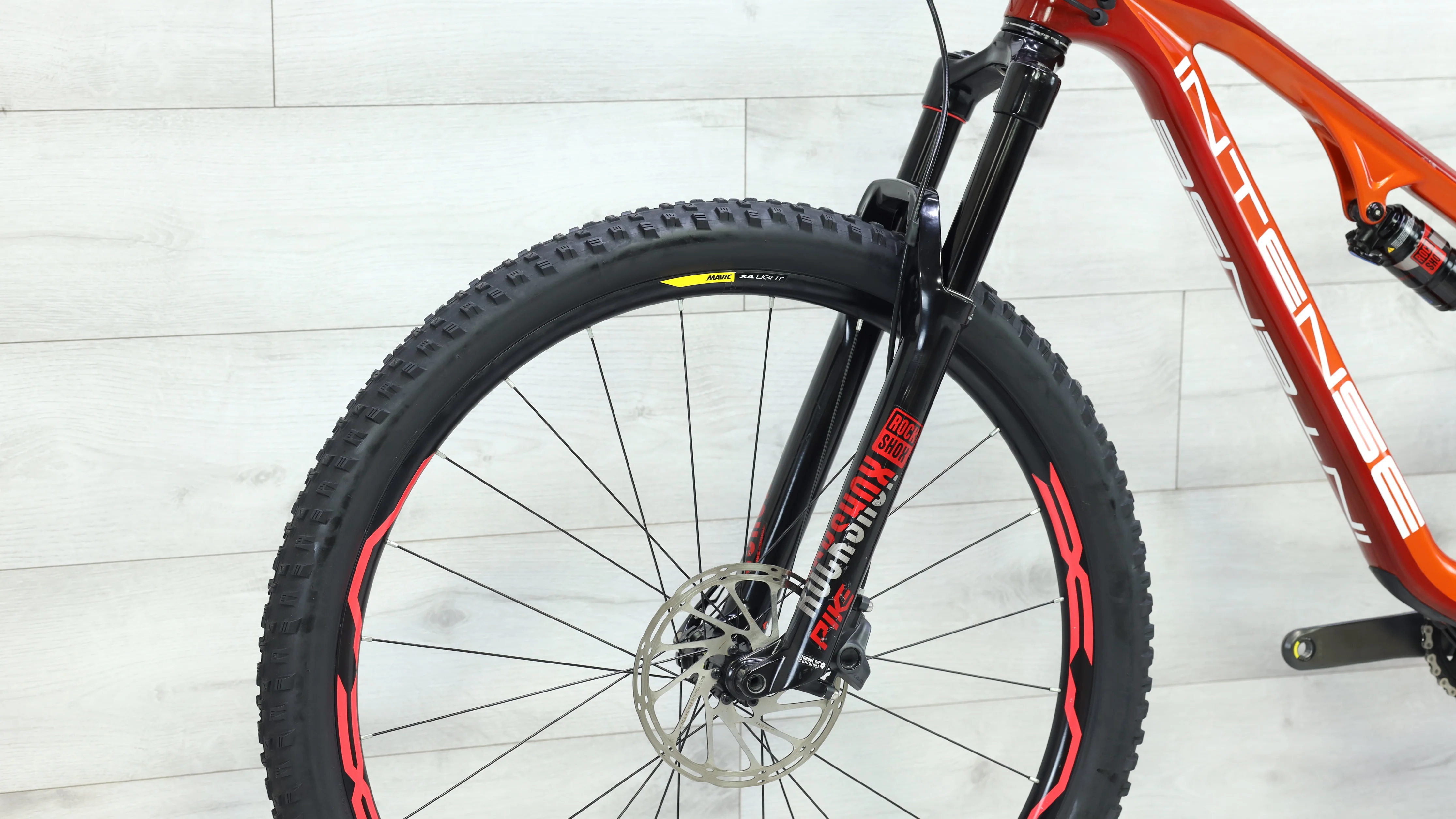 2019 Intense Primer Pro Mountain Bike - Medium - Image 8