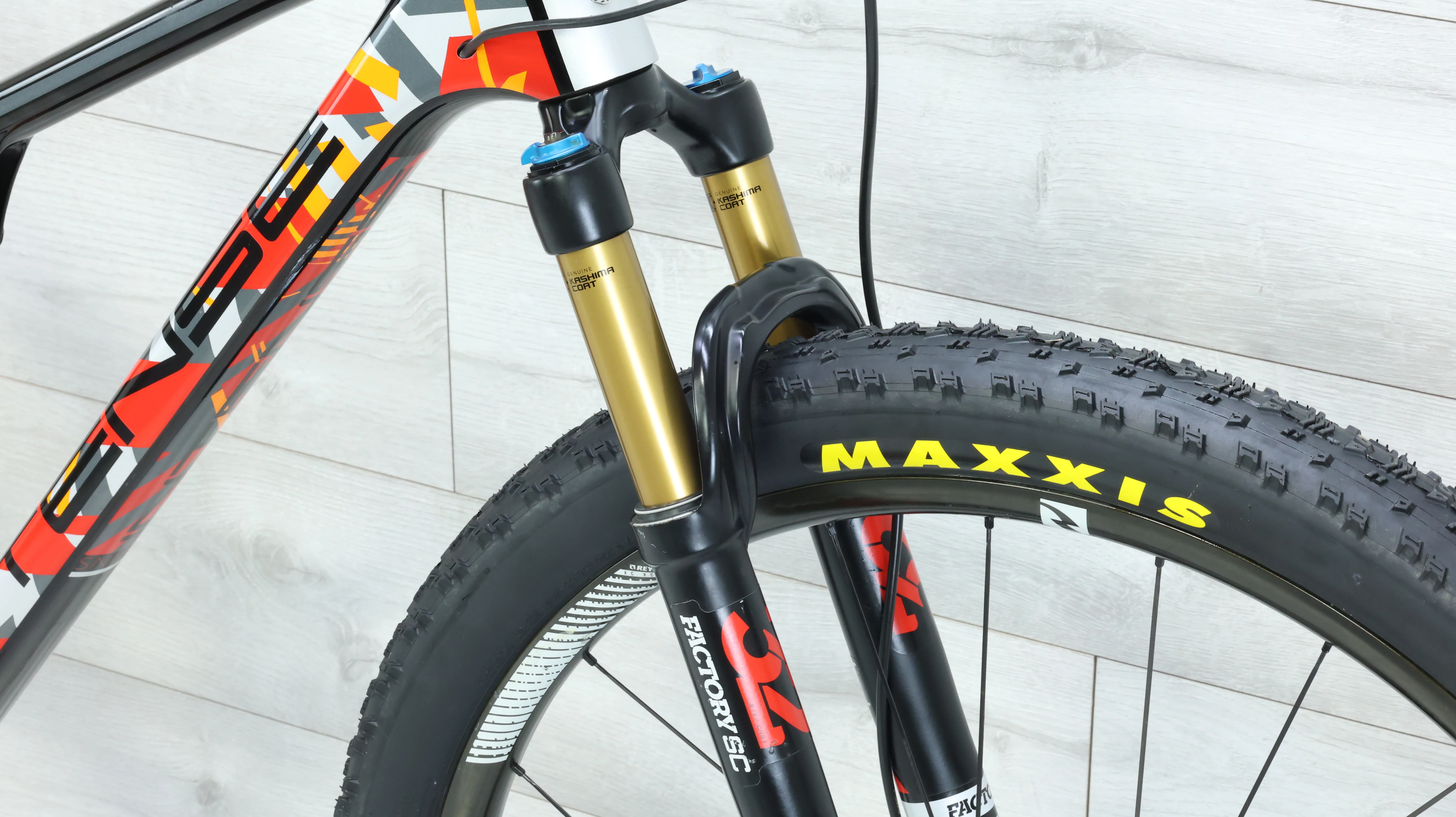 2019 Intense Sniper XC Elite Mountain Bike - Large - Image 8