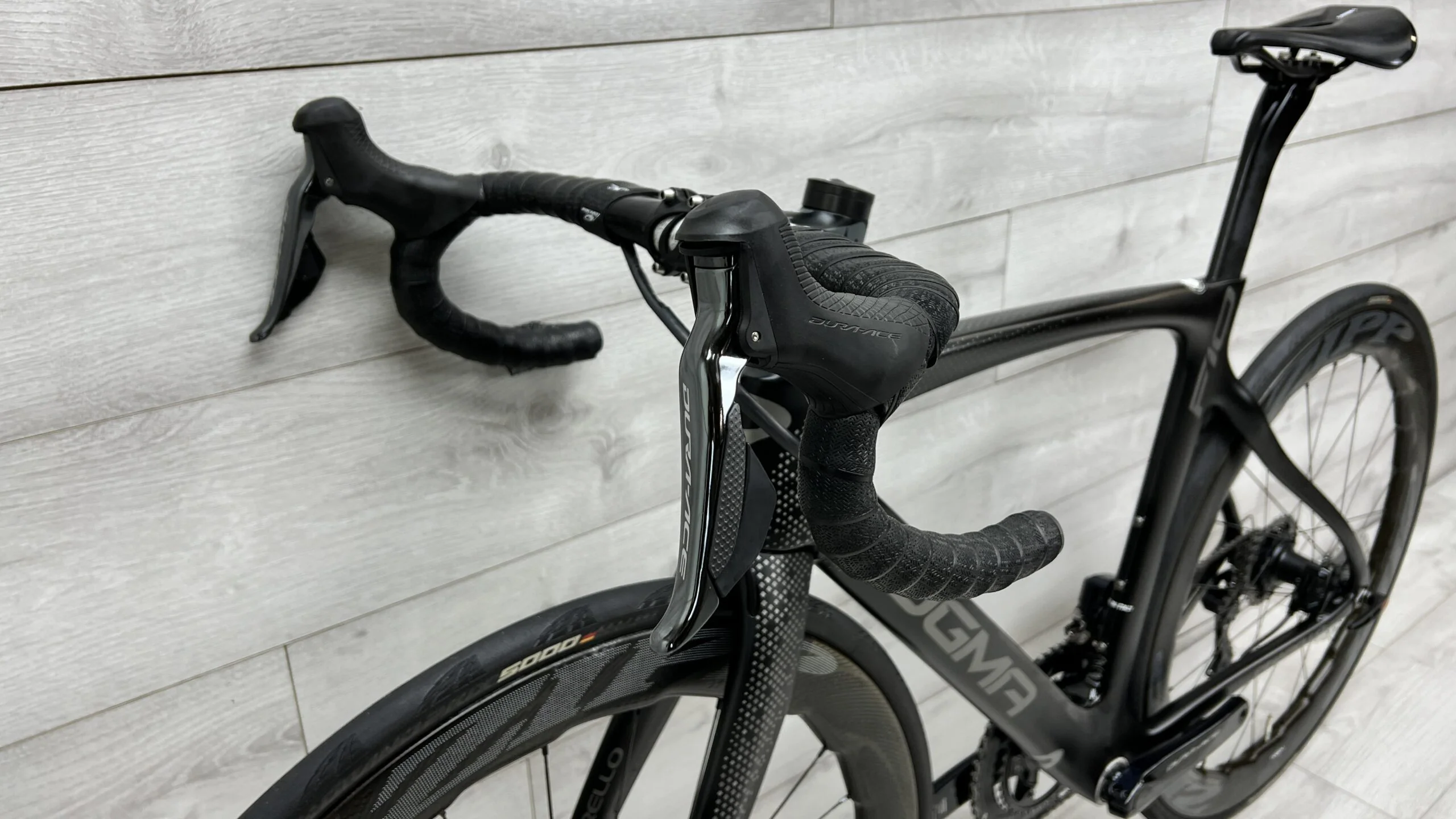 2019 Pinarello Dogma F10 Road Bike - 51.5cm - Image 8