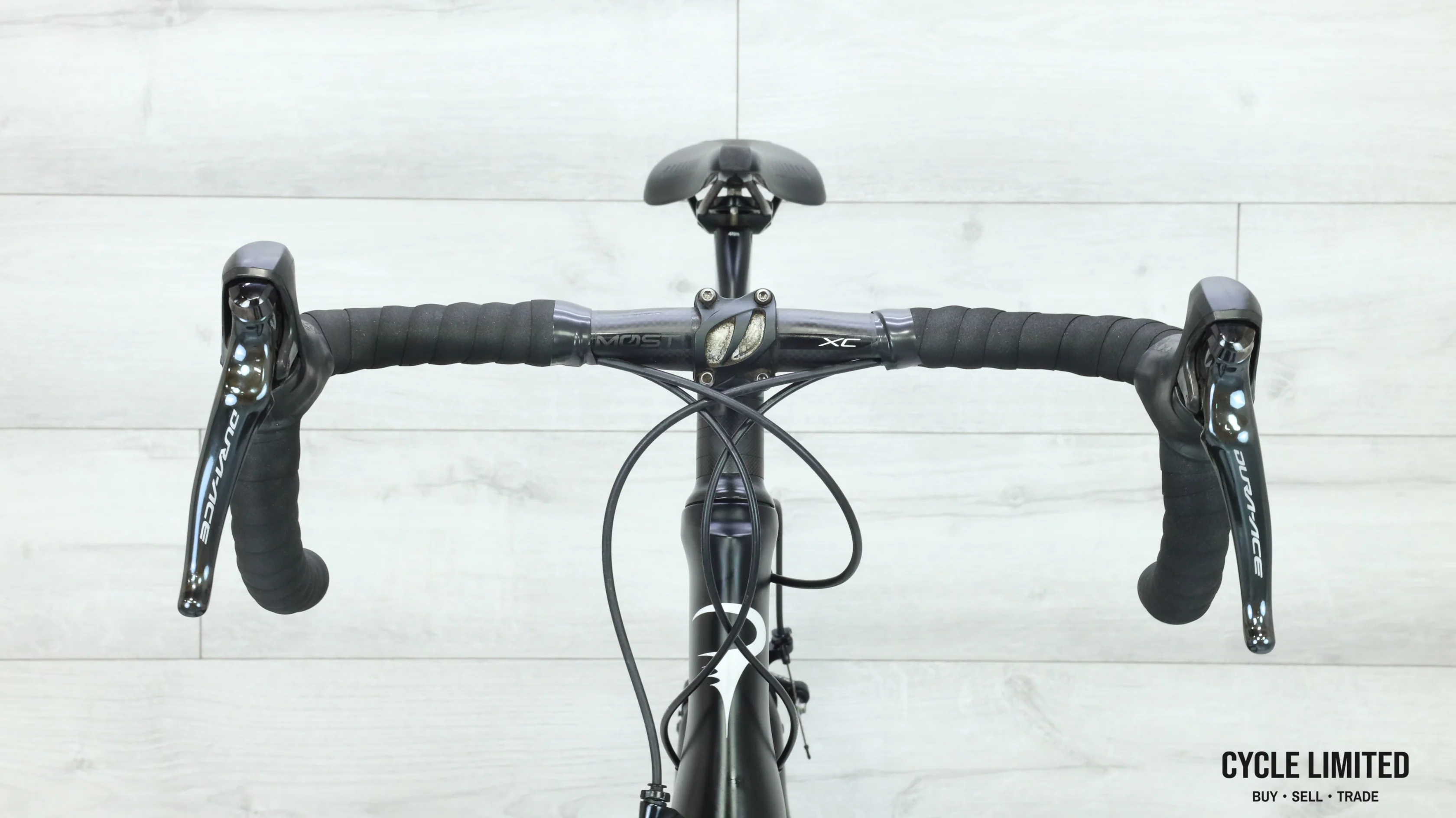 2019 Pinarello Dogma F10 Road Bike - 57.5cm - Image 10