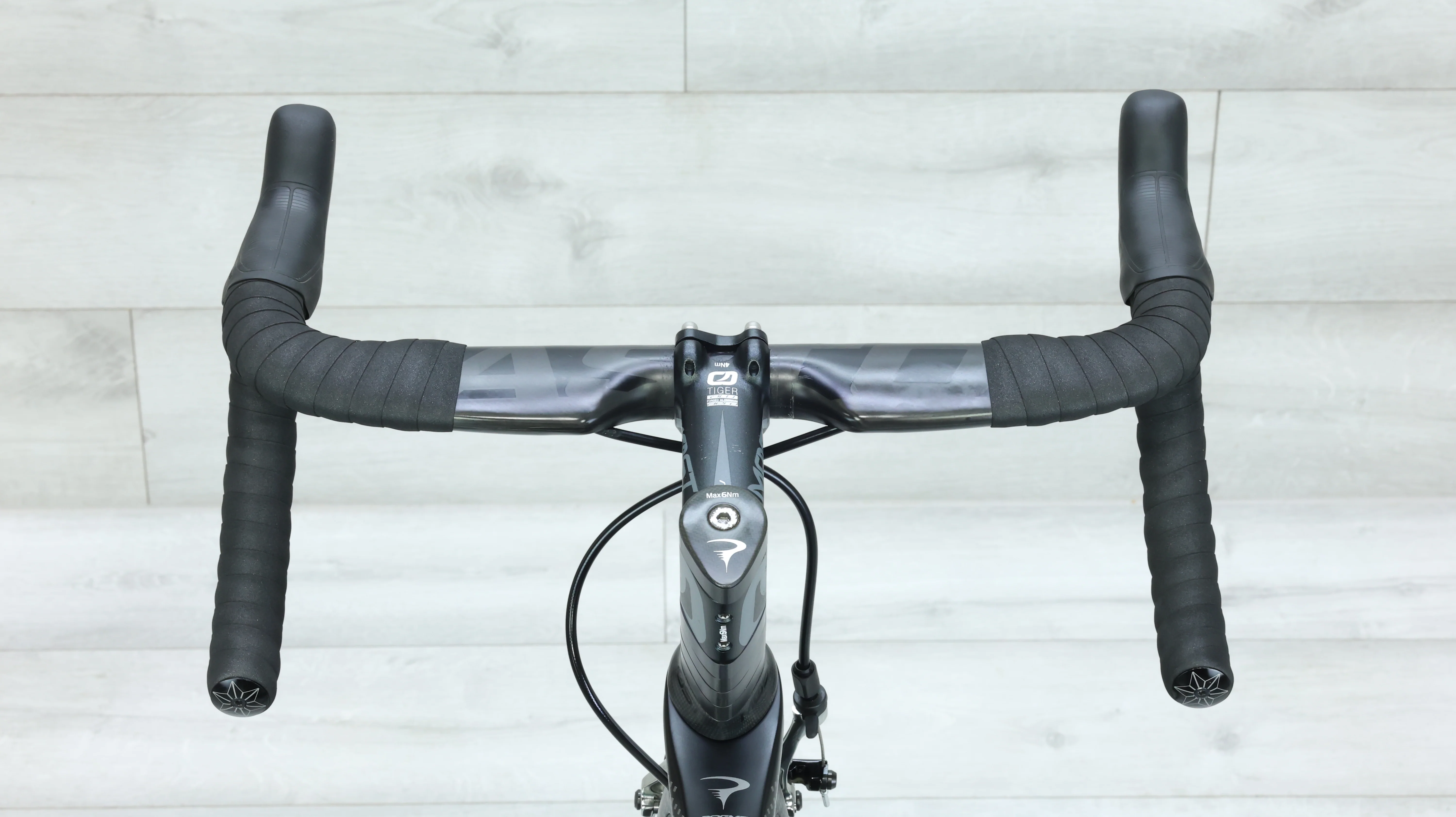 2019 Pinarello Dogma F10 SRAM Red eTap Road Bike - 51.5cm - Image 13