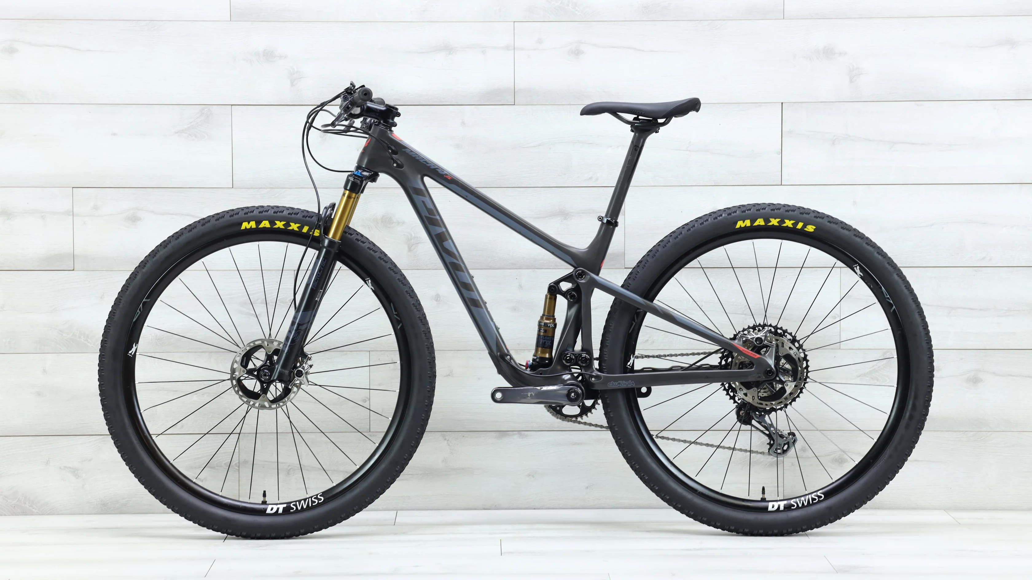 2019 Pivot Mach 4 SL Mountain Bike - Small - Image 2