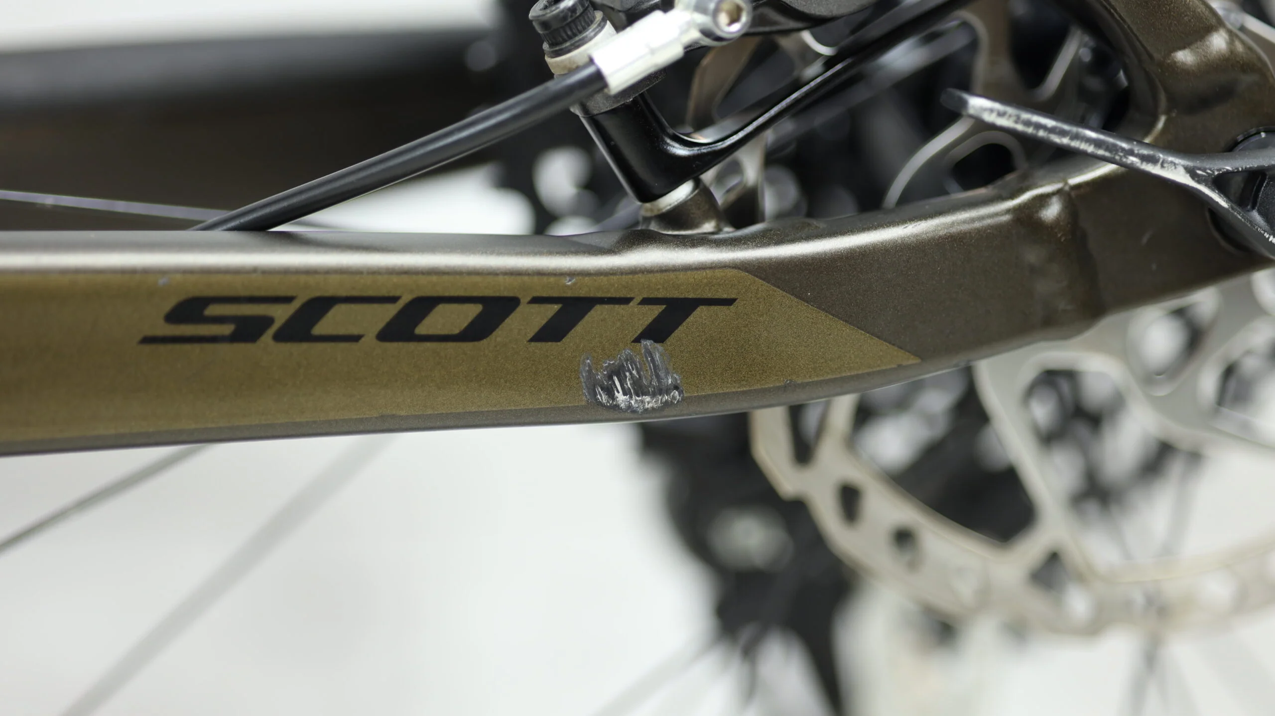 2019 Scott Spark 910 Mountain Bike - Medium - Image 13