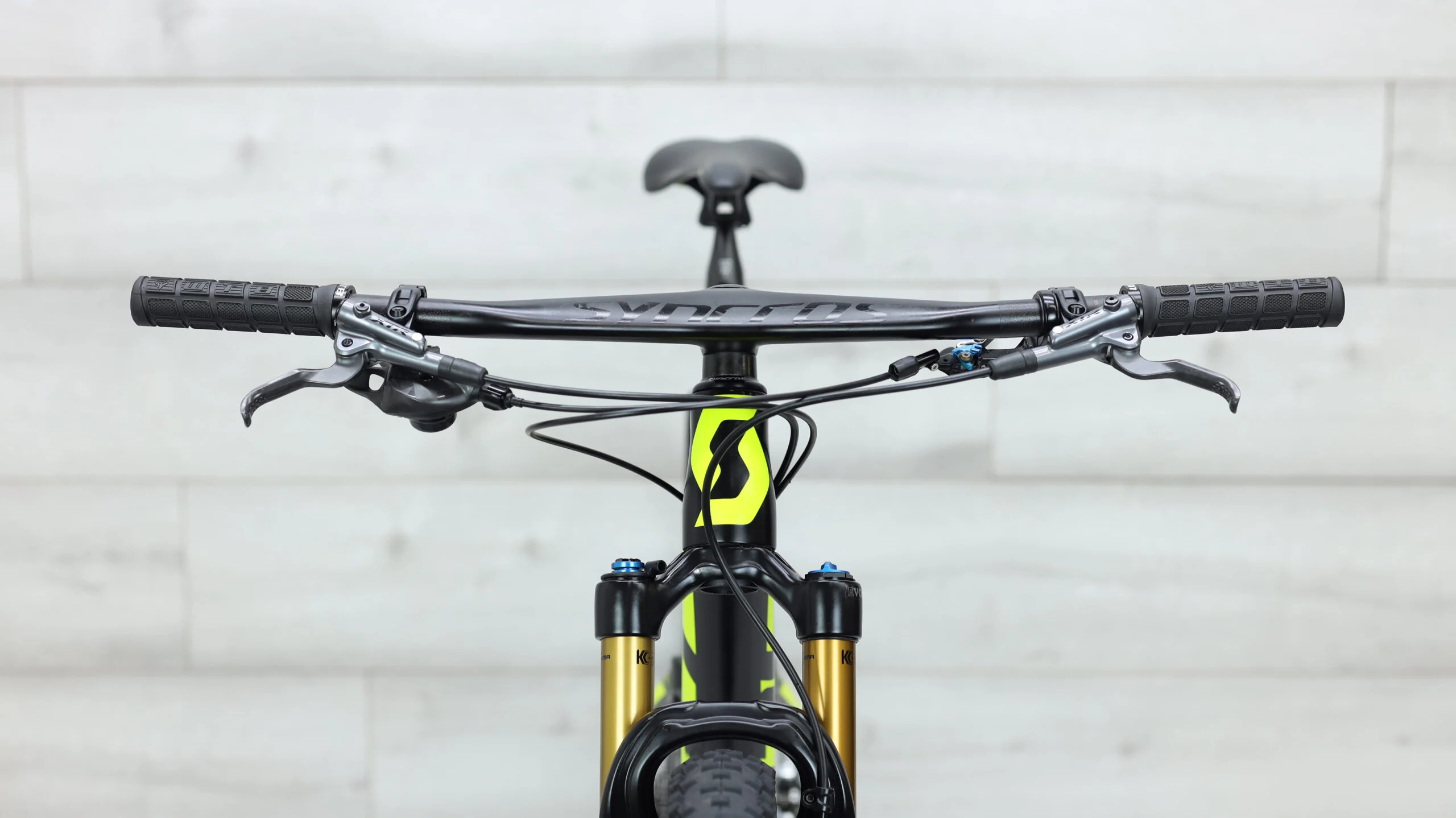 2019 Scott Spark RC 900 World Cup  Mountain Bike - Medium - Image 12