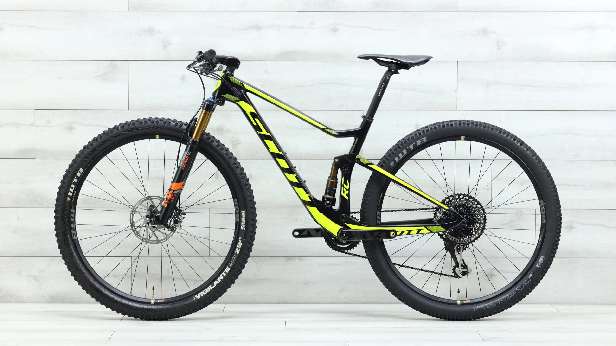 2019 Scott Spark RC 900 World Cup  Mountain Bike - Medium - Image 2