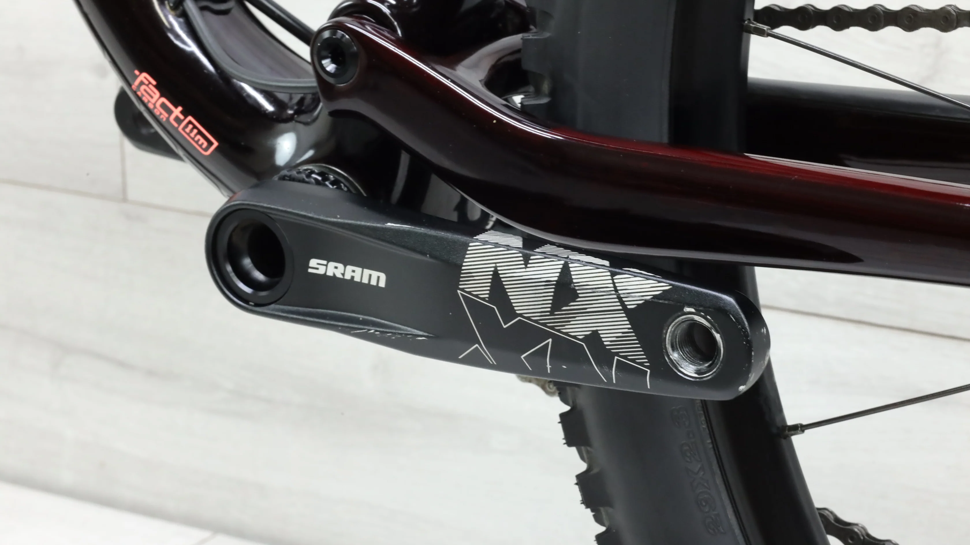 2019 Specialized Epic Comp Carbon Mountain Bike - Medium - Image 5