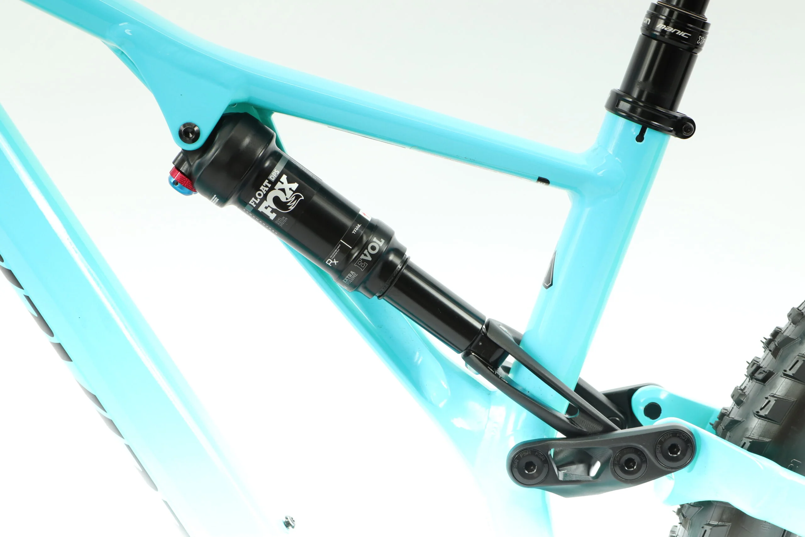 2019 Specialized Stumpjumper Comp Alloy 29  Mountain Bike - Medium - Image 10