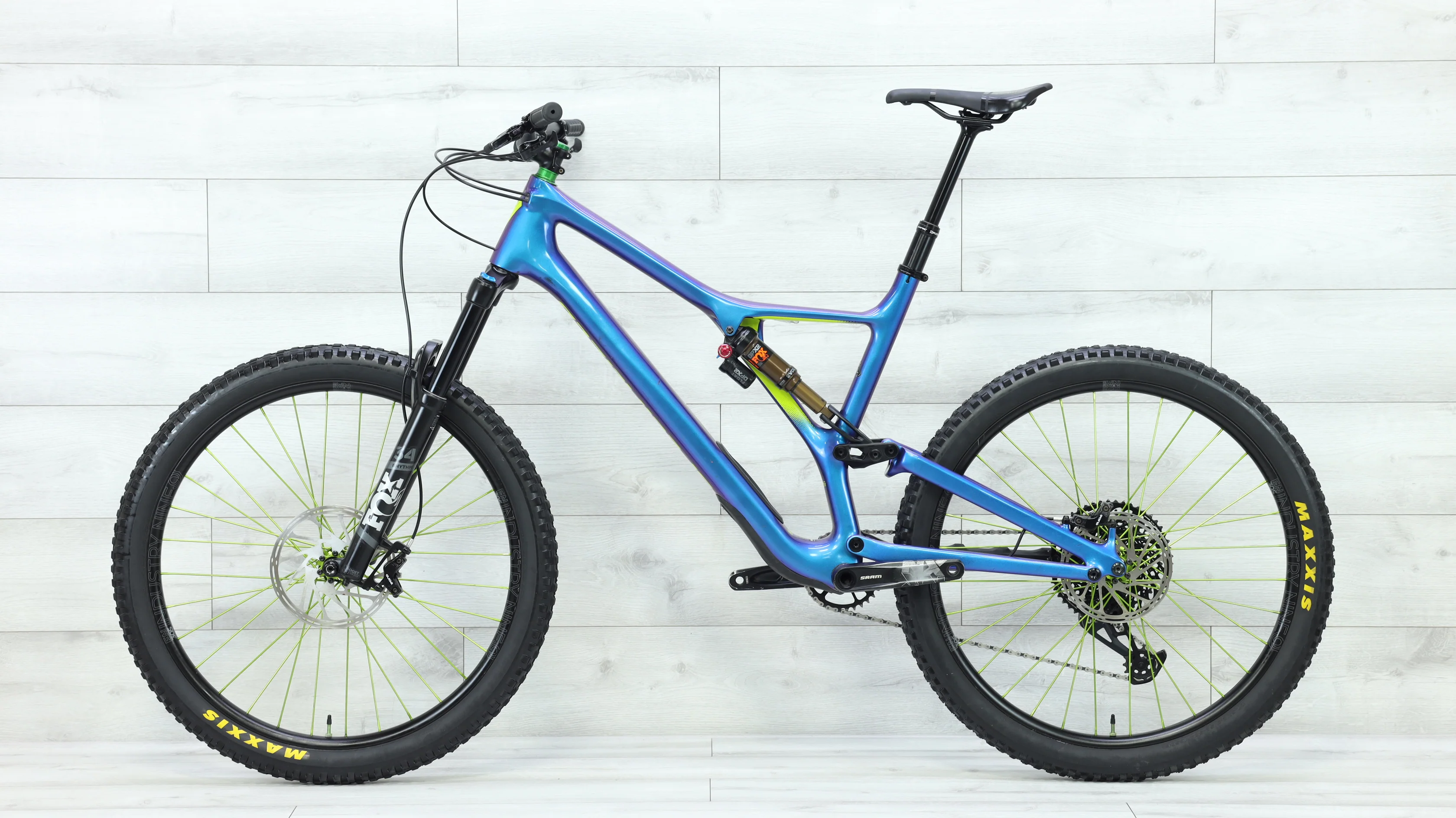 2019 Specialized Stumpjumper Comp Carbon 27.5 Mountain Bike - X-Large - Image 2