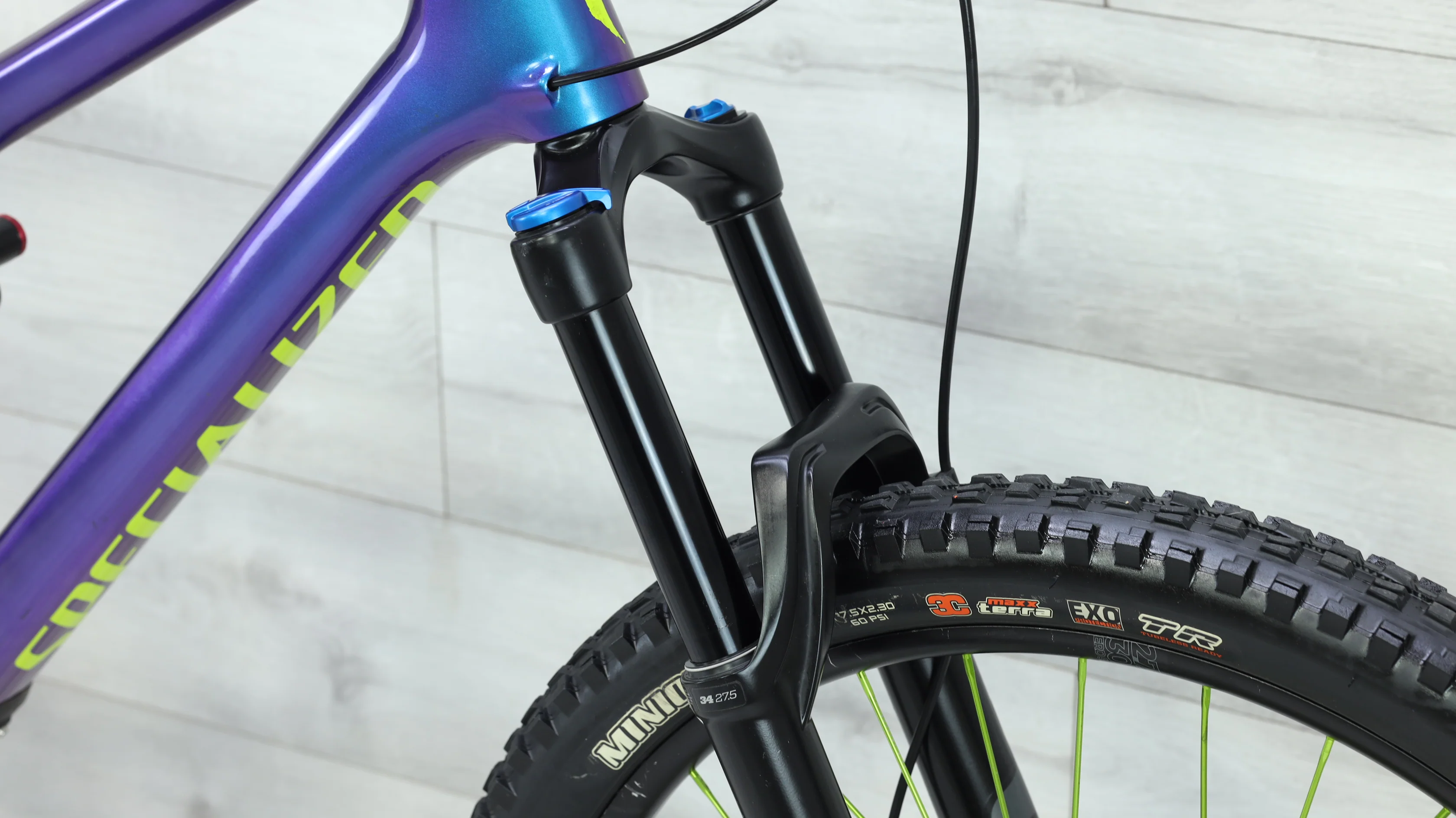 2019 Specialized Stumpjumper Comp Carbon 27.5 Mountain Bike - X-Large - Image 7