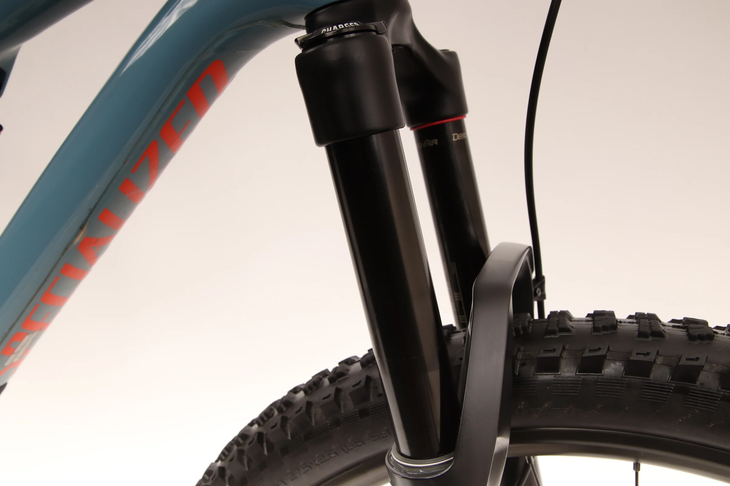 2019 SPECIALIZED STUMPJUMPER EXPERT 27.5  Mountain Bike - Medium - Image 4