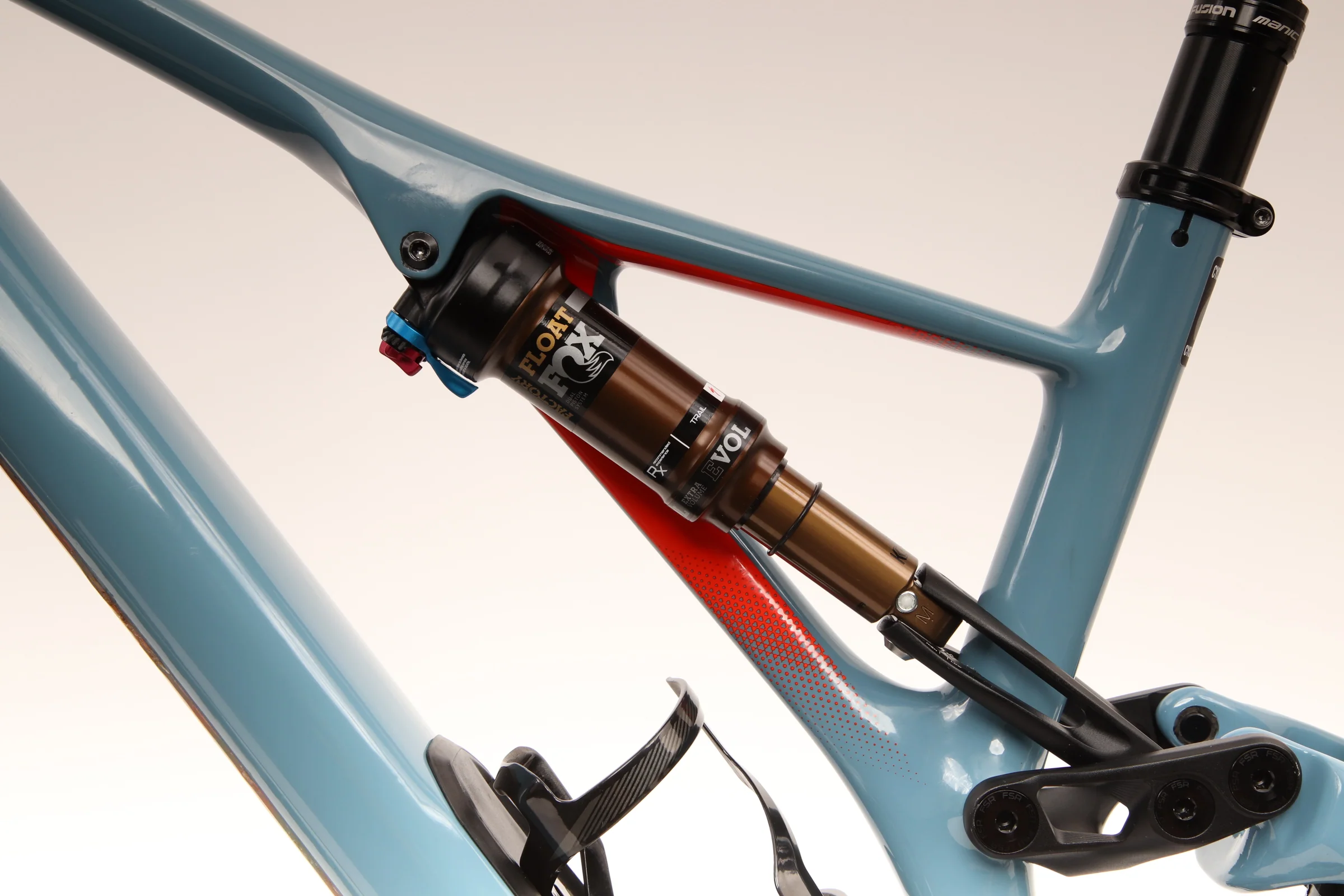 2019 SPECIALIZED STUMPJUMPER EXPERT 27.5  Mountain Bike - Medium - Image 9
