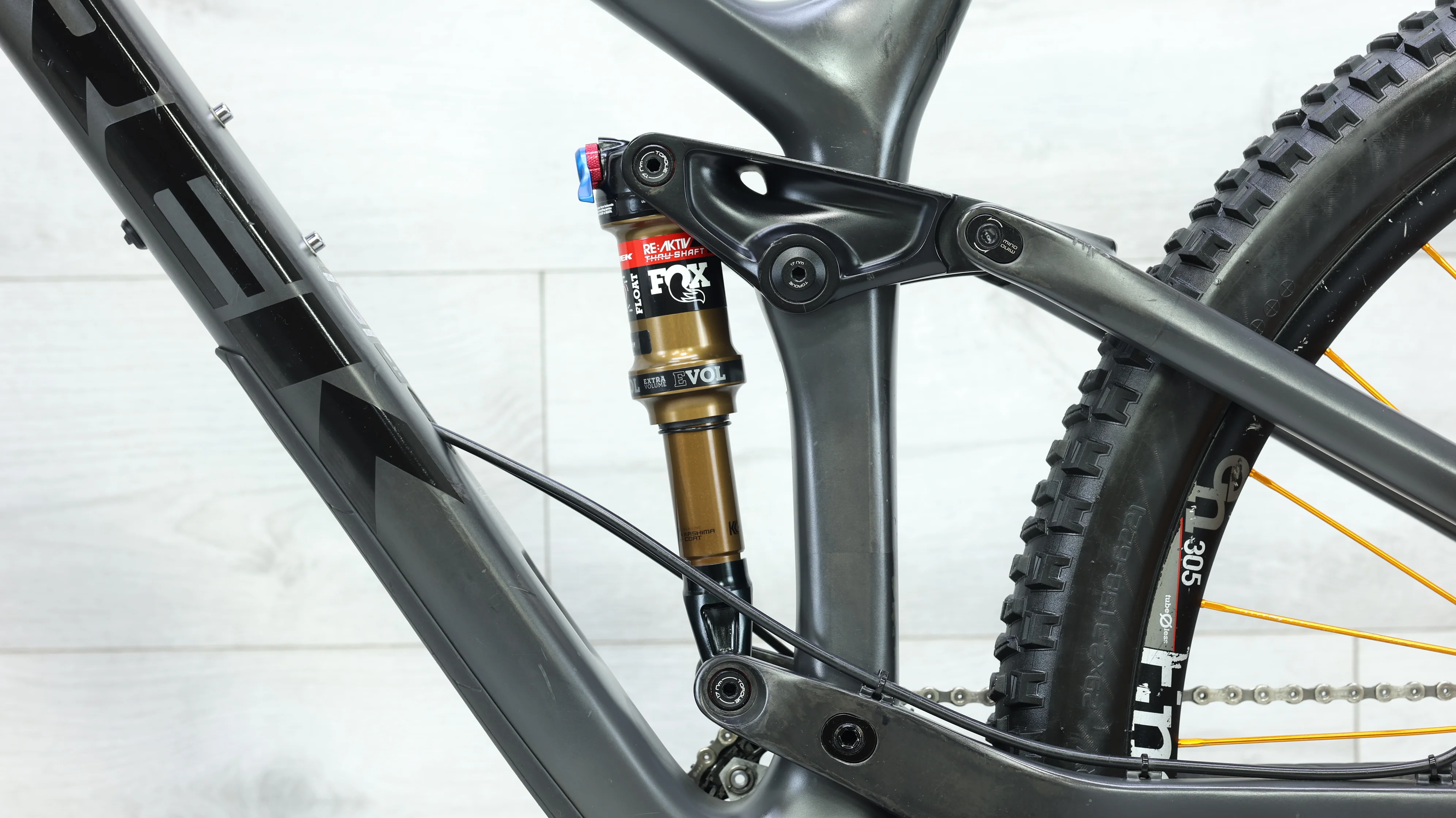 2019 Trek Fuel EX 9.9 29 Mountain Bike - Med/Large - Image 10