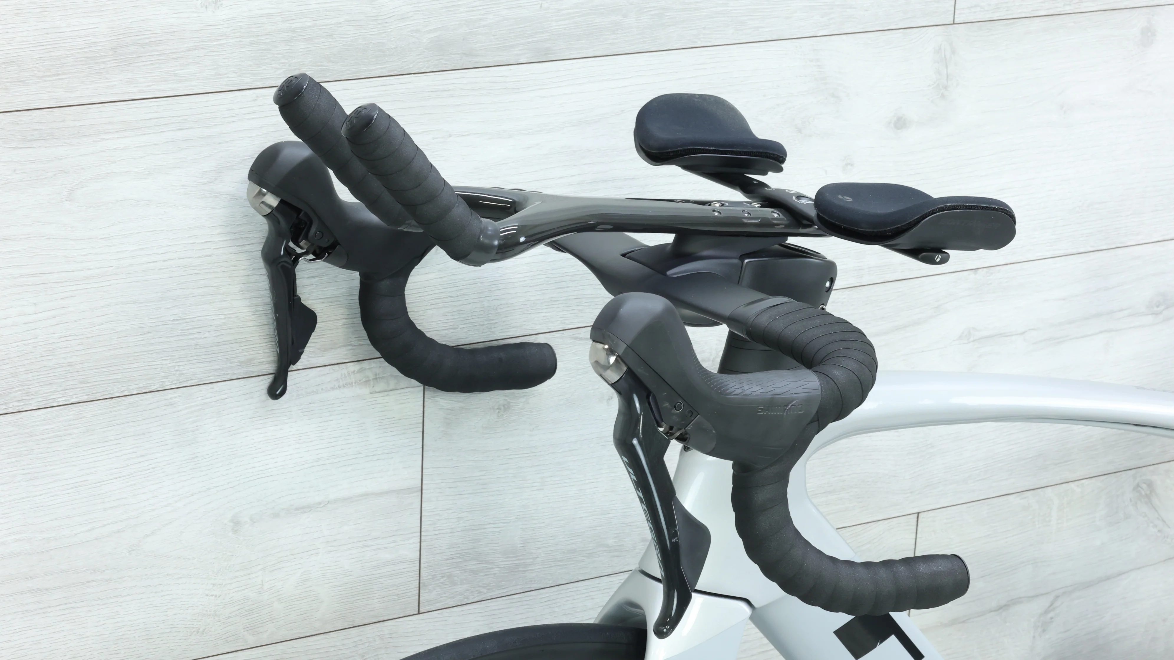 2019 Trek Madone SLR 6 Disc Road Bike - 54cm - Image 11