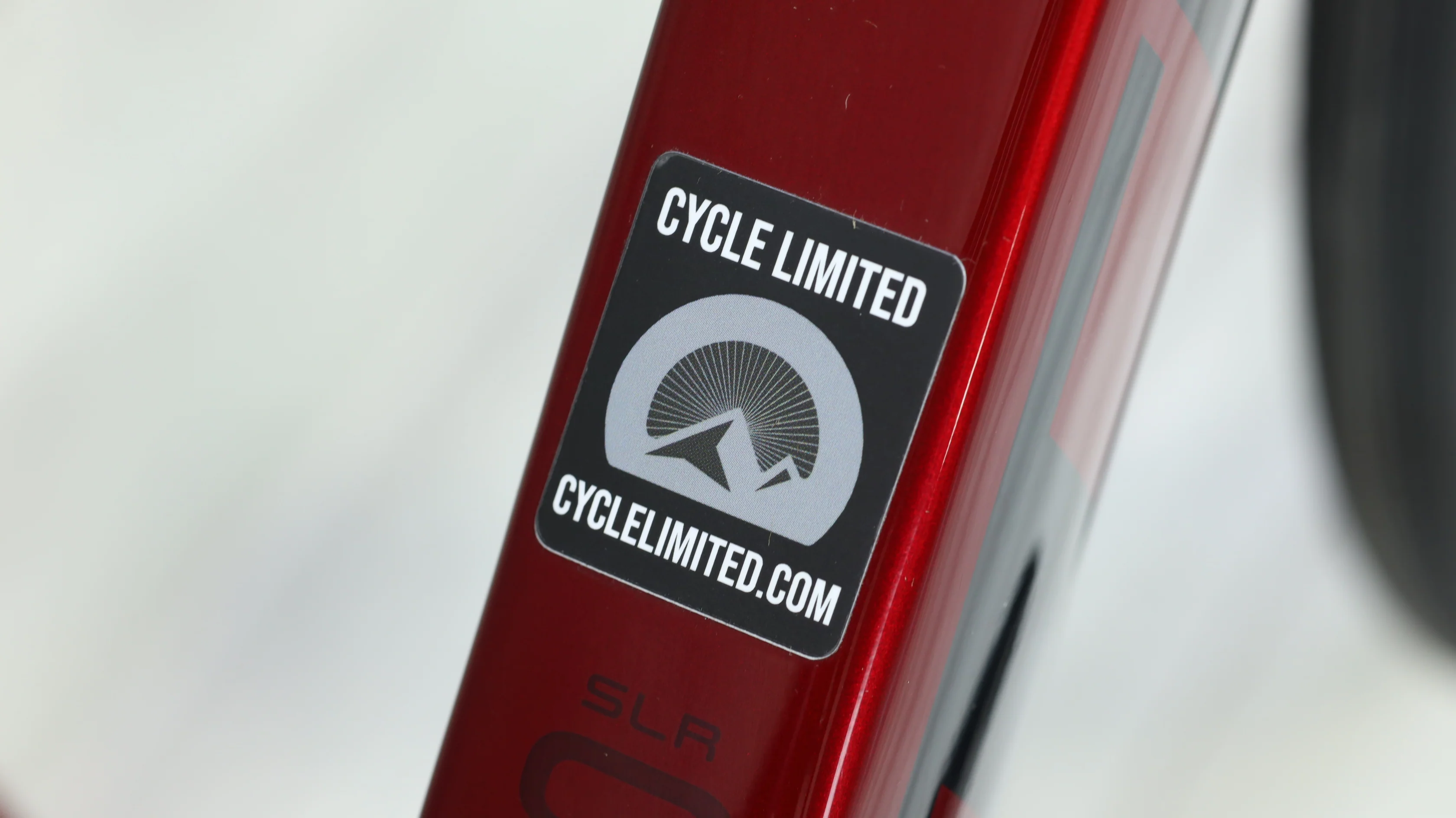 2019 Trek Madone SLR Dura-Ace Di2 Road Bike - 54cm - Image 3