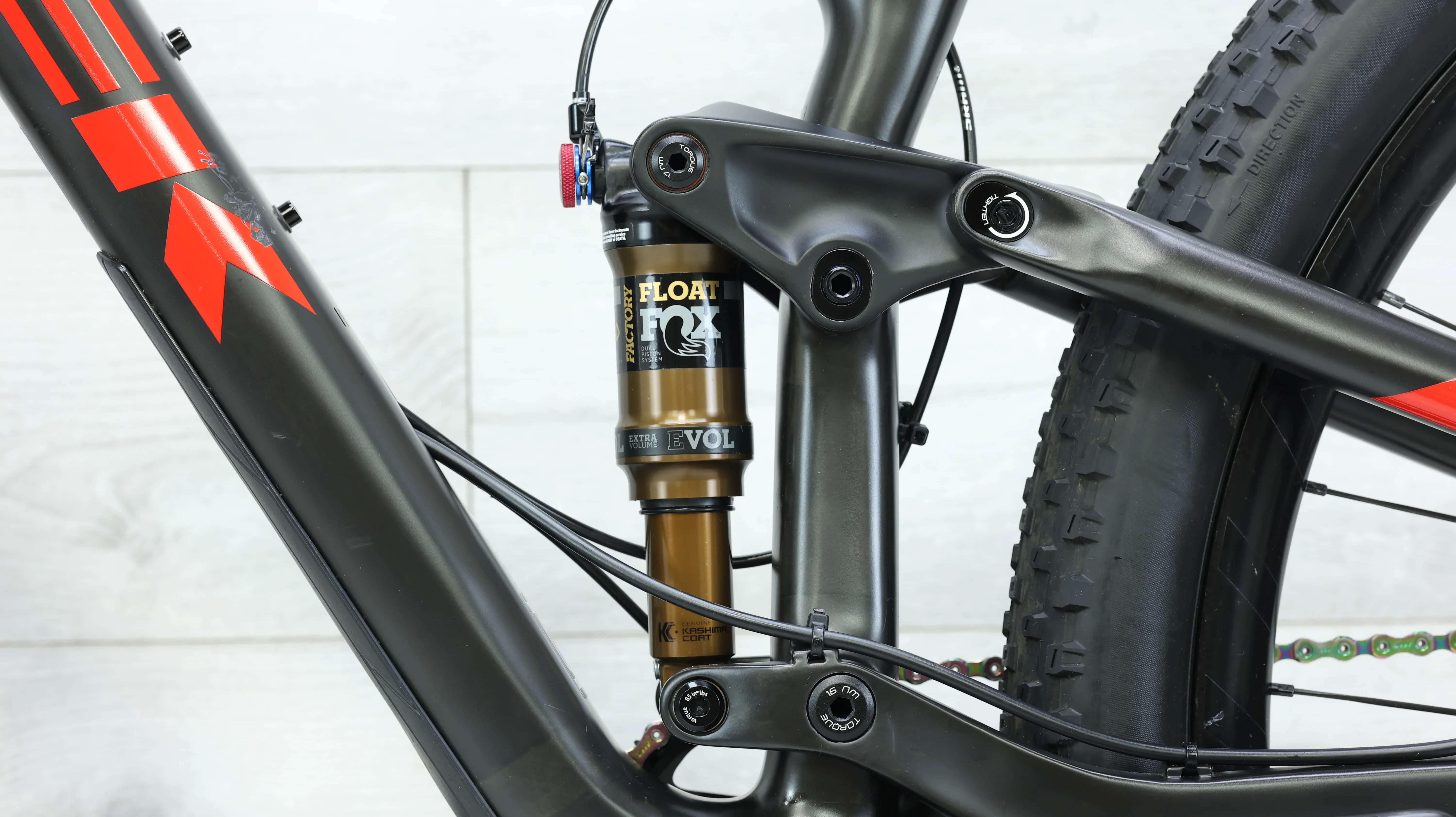 2019 Trek Top Fuel 9.9 SL Mountain Bike - Medium - Image 9