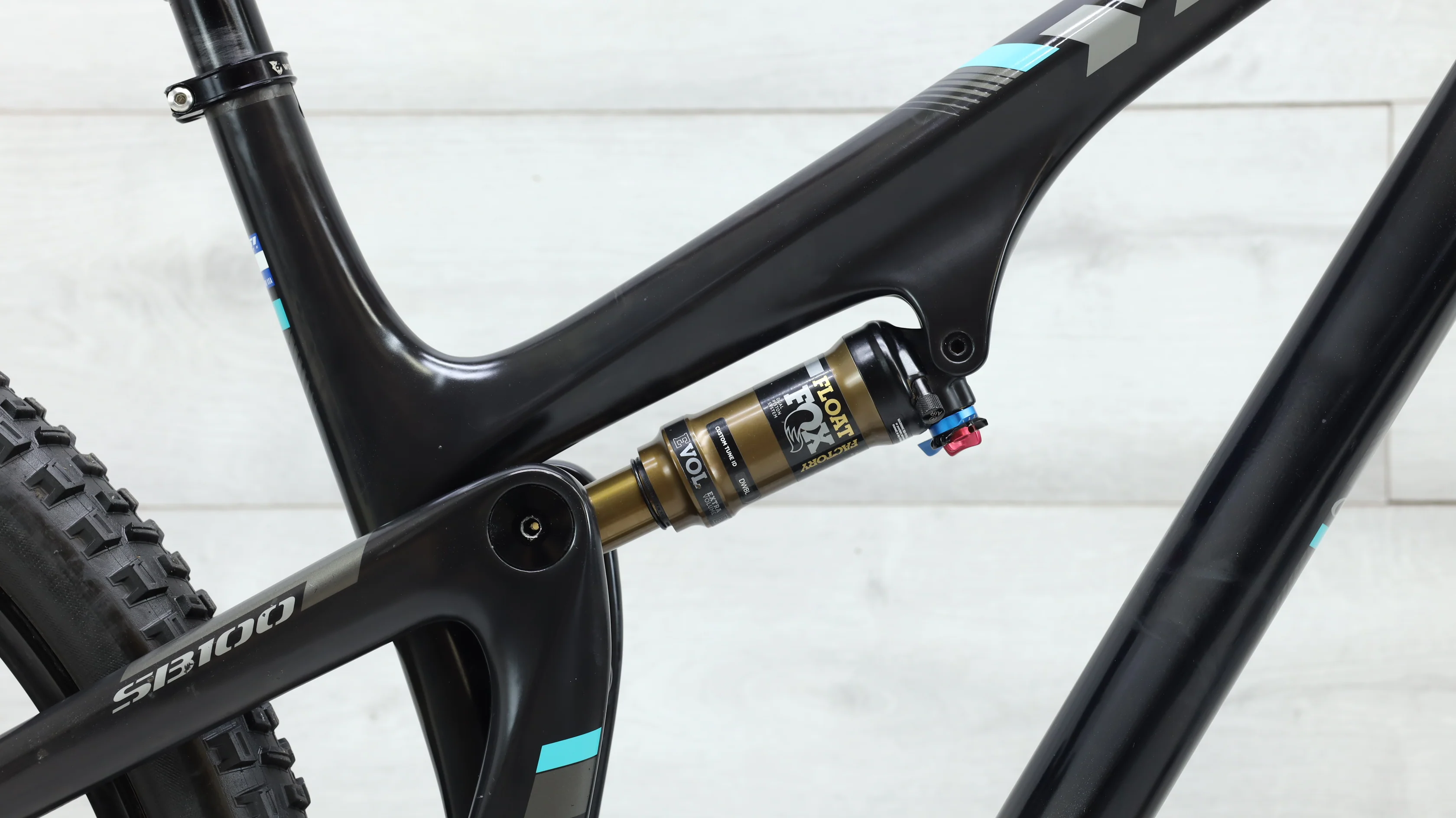 2019 Yeti SB100 TURQ Mountain Bike - Large - Image 9