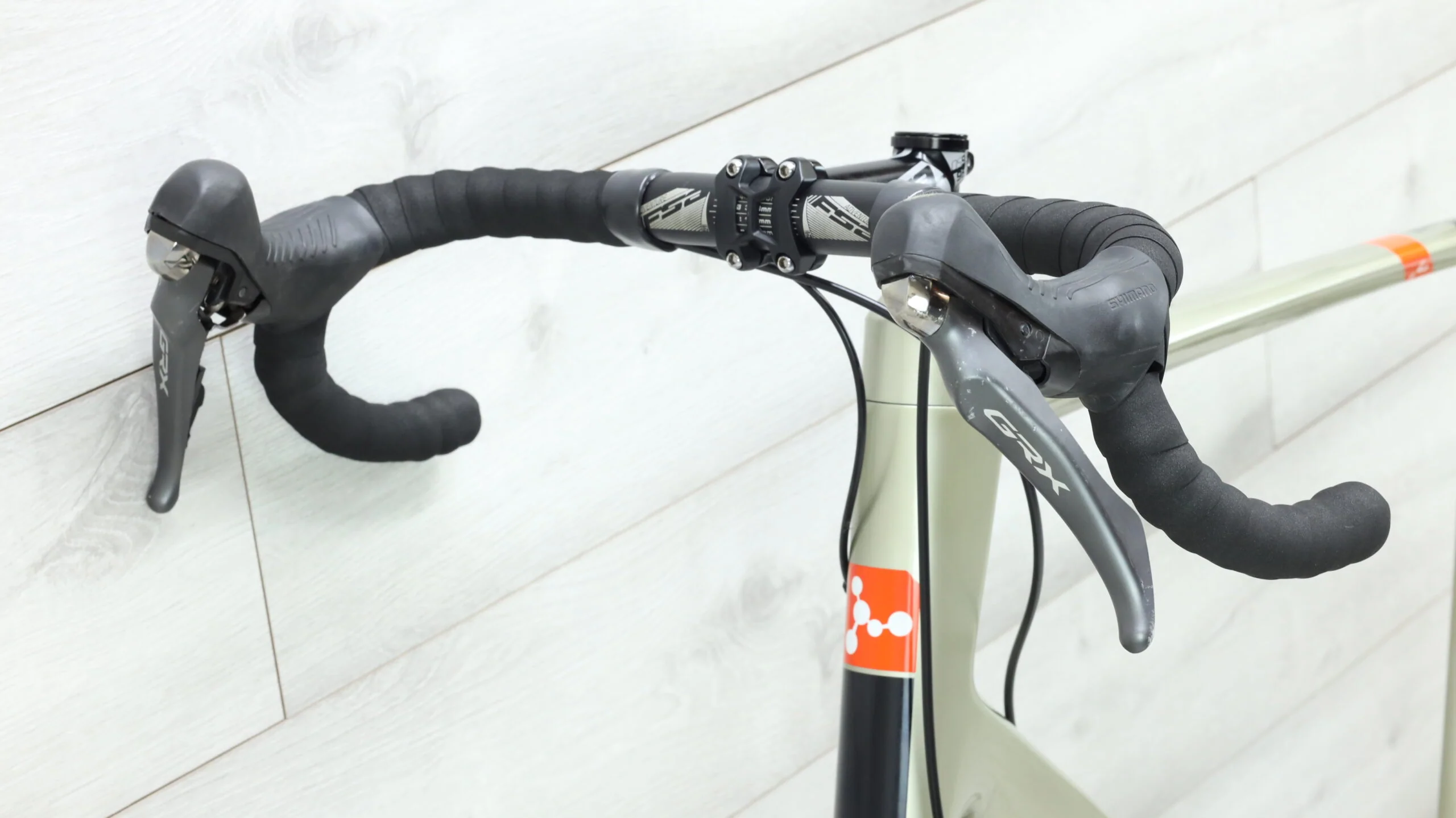 2020 Argon 18 Dark Matter GRX Gravel Bike - X-Large - Image 8