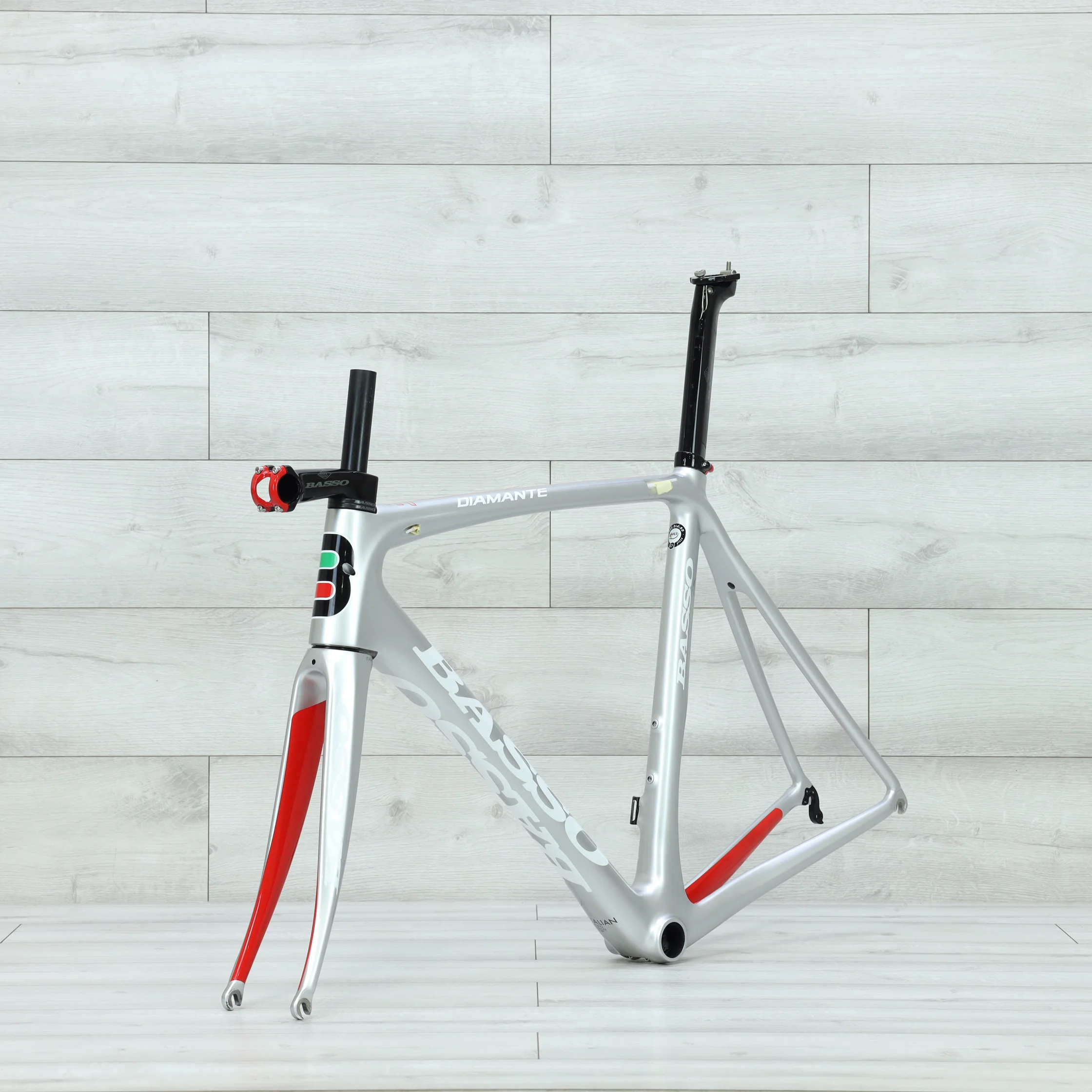 2020 Basso Diamante Rim Road Bike Frameset - 56cm - Image 4