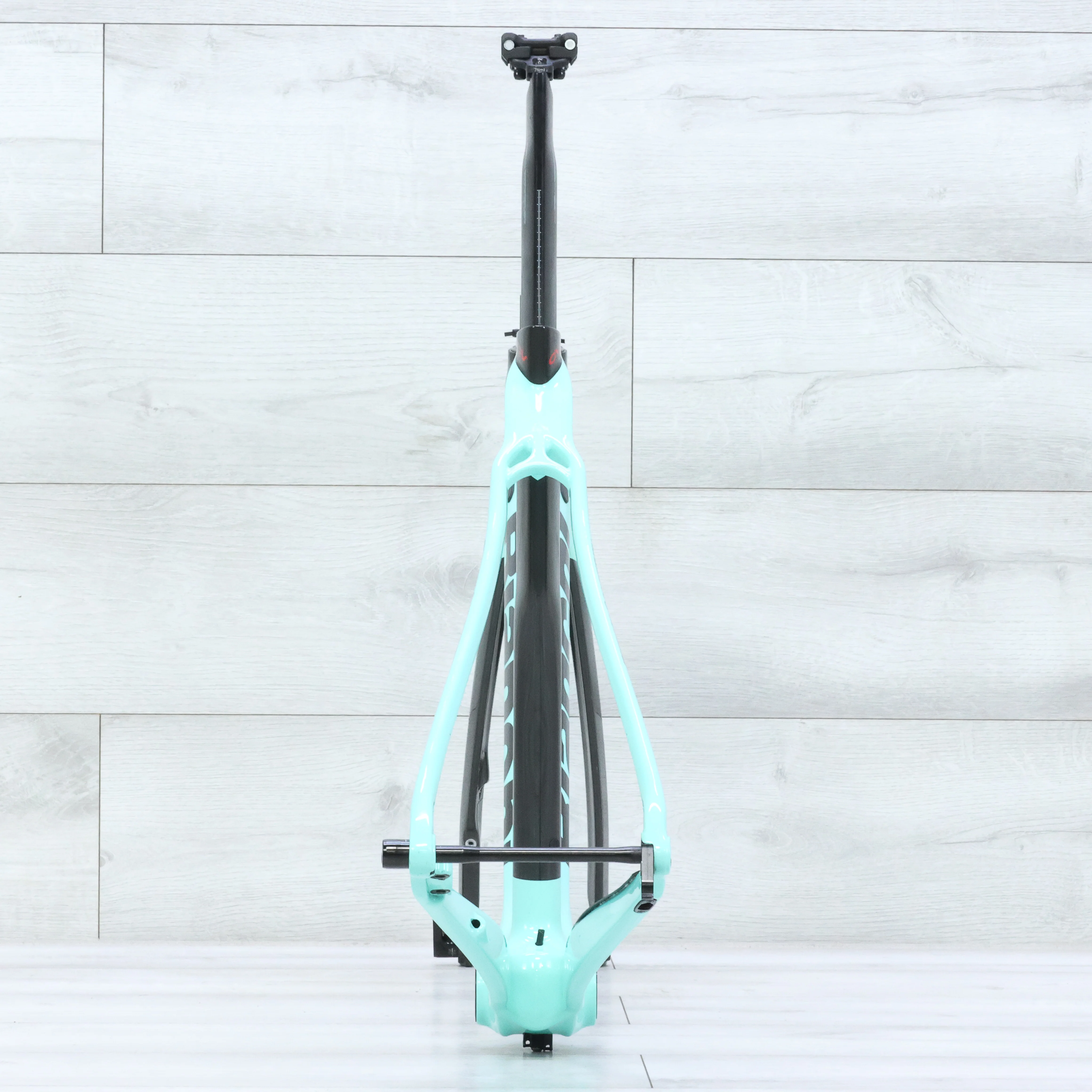 Bianchi Oltre XR3 Disc Road Bike Frameset 2020, - 53cm - Image 10