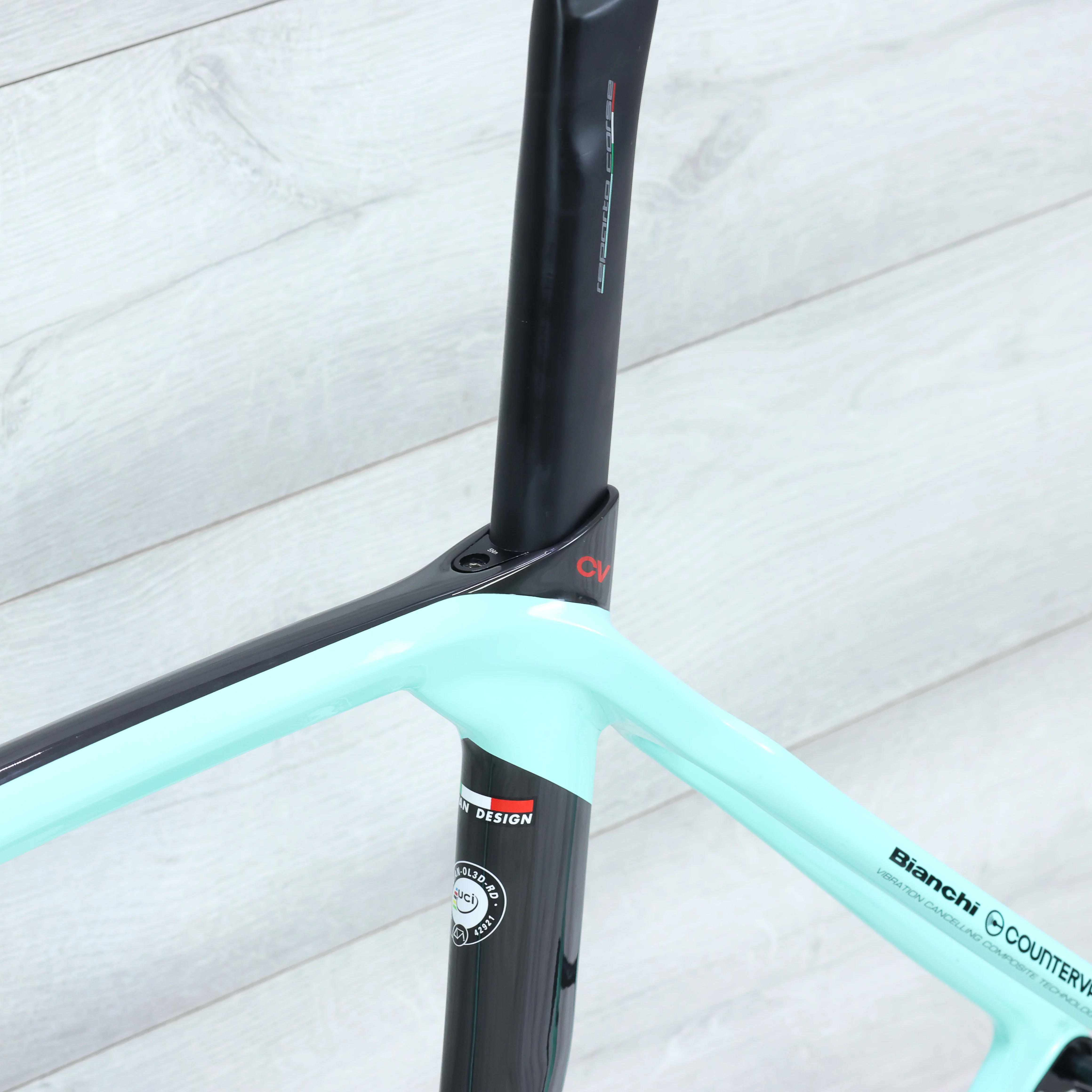 Bianchi Oltre XR3 Disc Road Bike Frameset 2020, - 53cm - Image 8