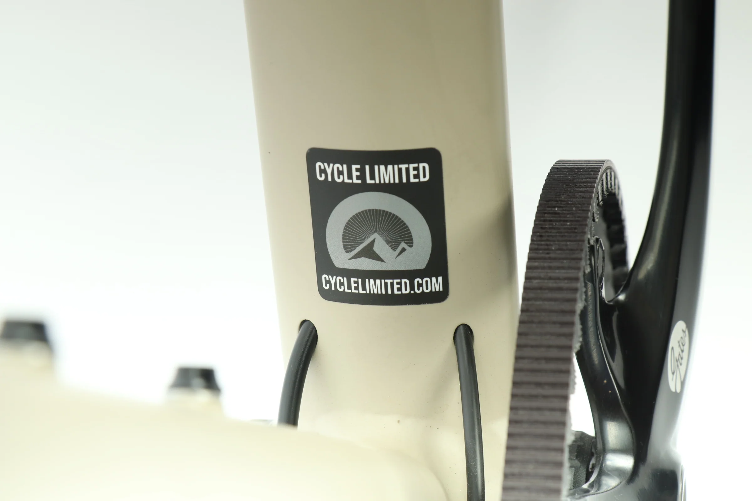 2020 BMC Alpenchallenge 01 One  Commuter Bike - Medium - Image 3