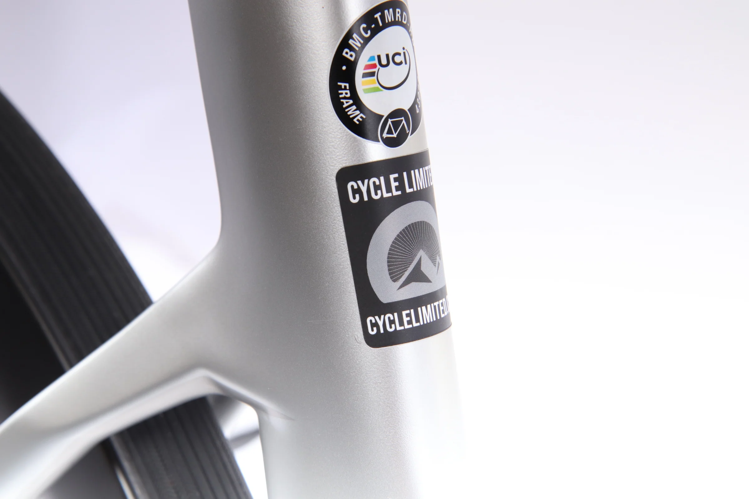 2020 BMC Timemachine 01 Road Three Road Bike - 54cm - Image 3