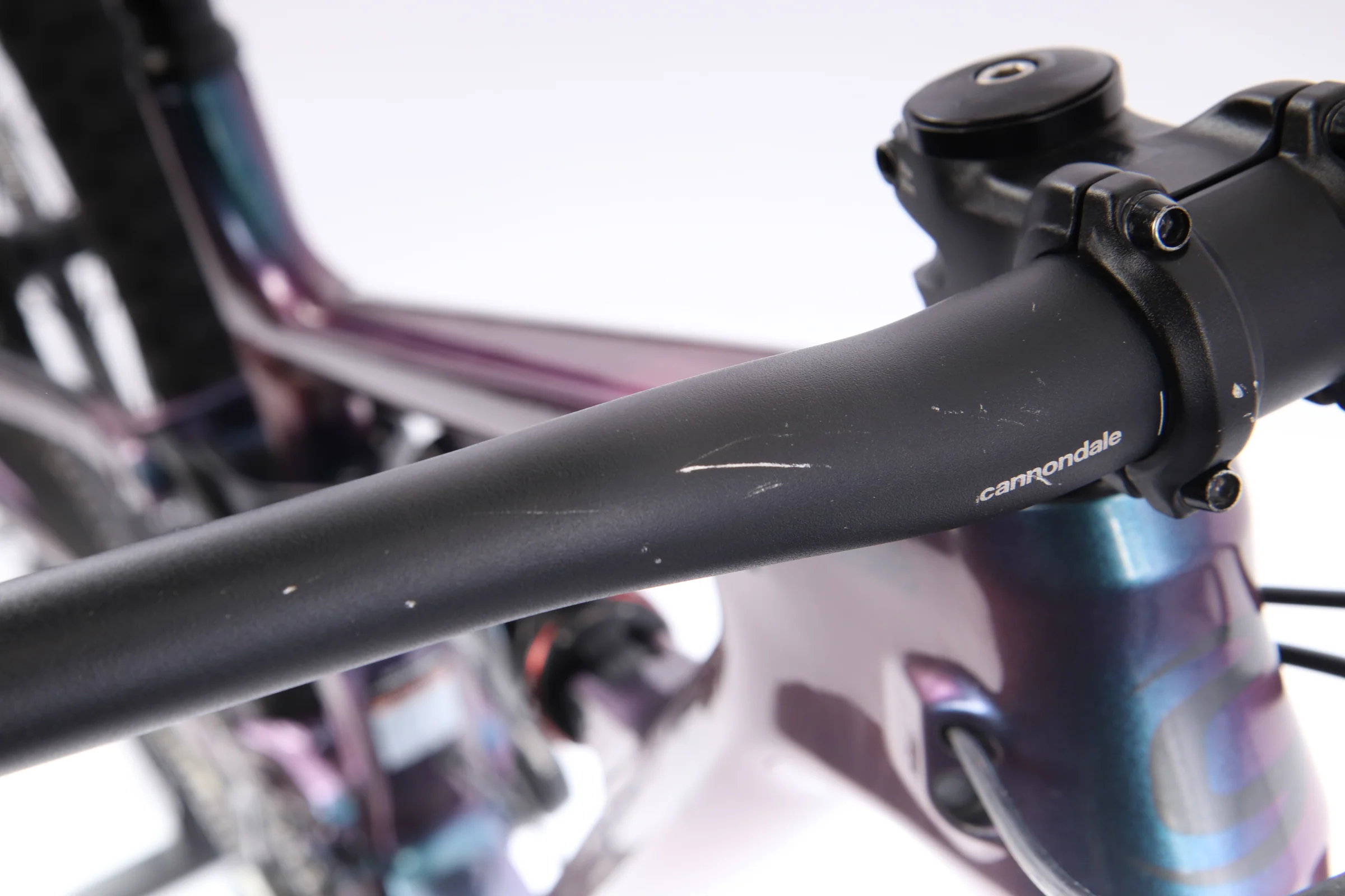 2020 Cannondale Habit Carbon SE  Mountain Bike - Small - Image 13