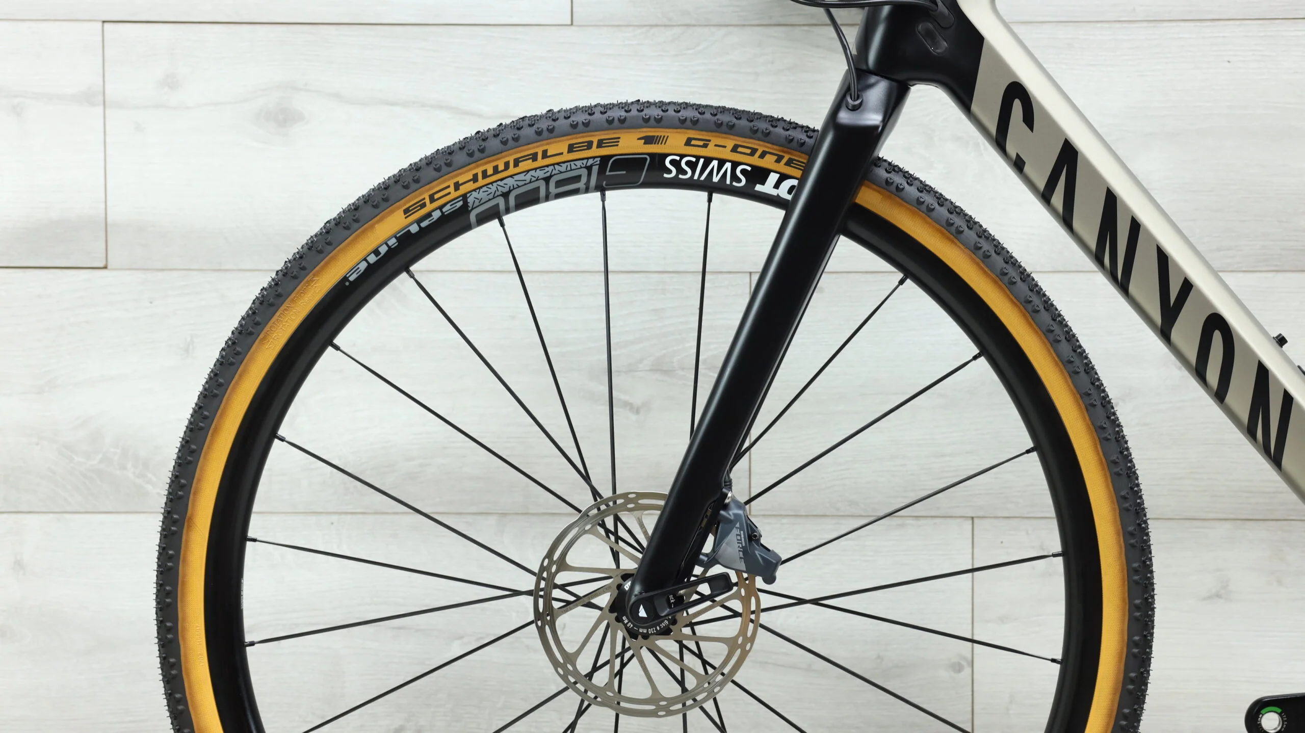 2020 Canyon Grail CF SL 8.0 eTap Gravel Bike - Medium - Image 11