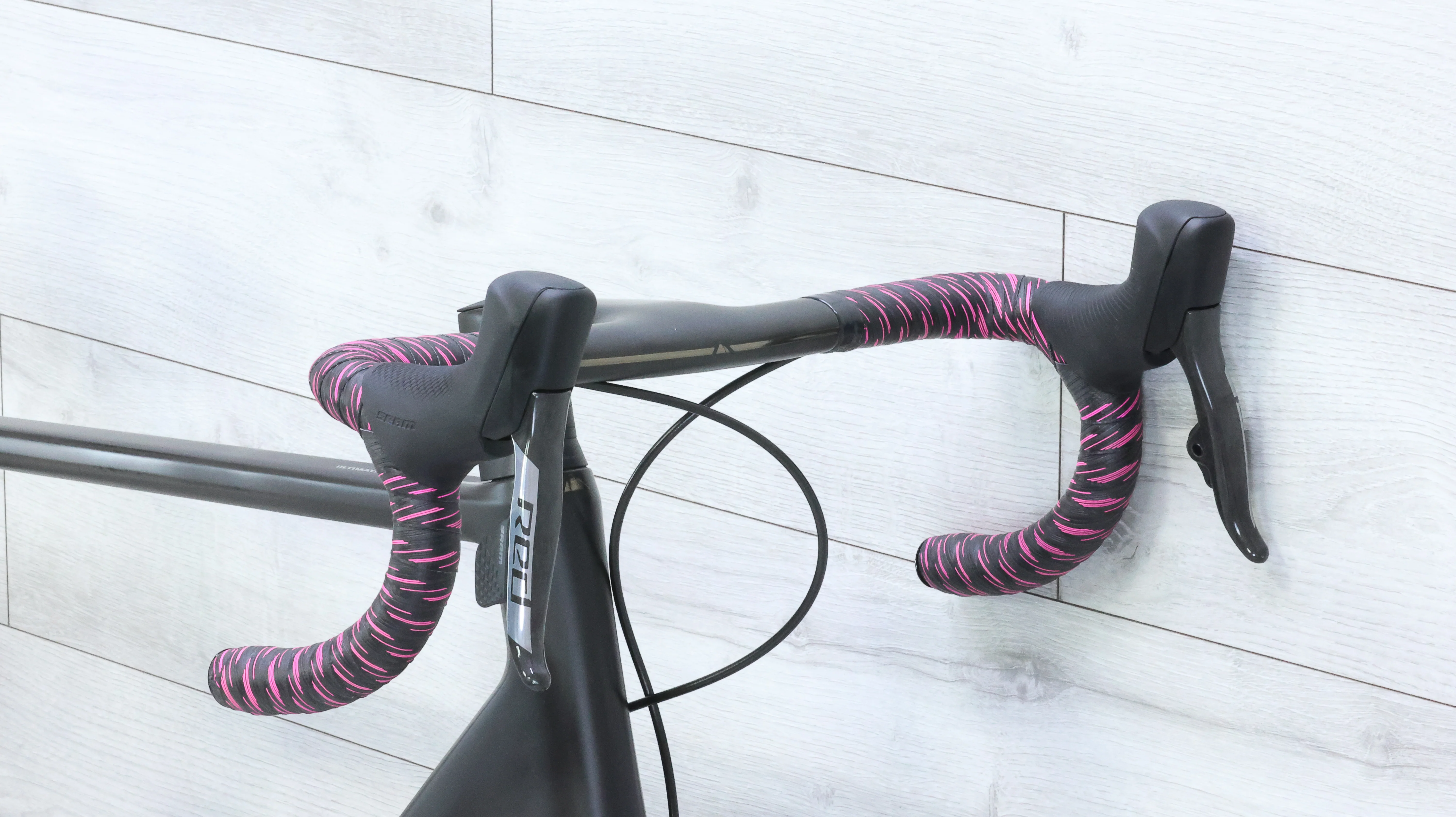 2020 Canyon Ultimate CF EVO Disc 10.0 LTD Road Bike - Large - Image 8