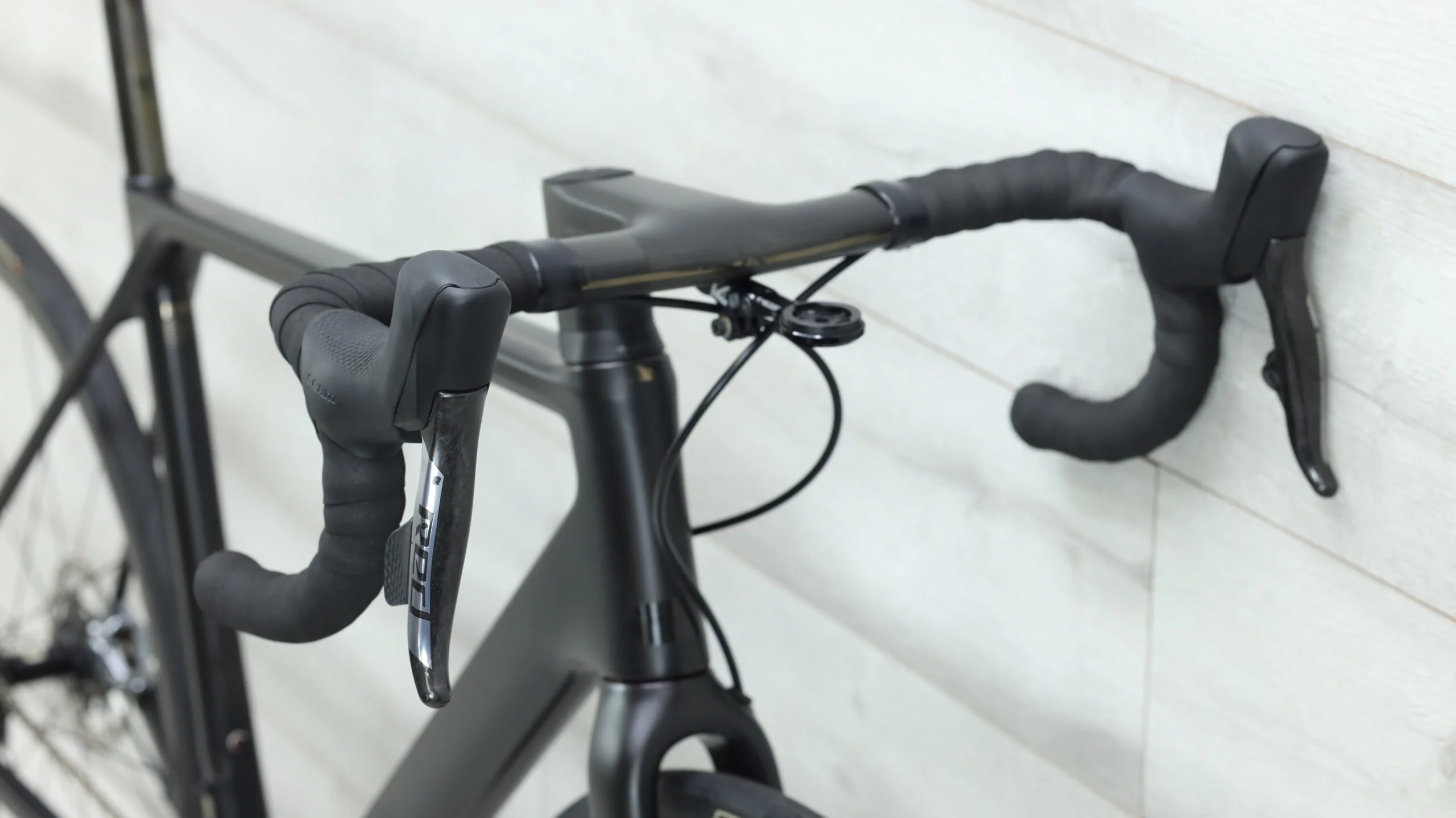 Canyon Ultimate CF EVO Disc 10.0  Road Bike - 2020, Medium - Image 7