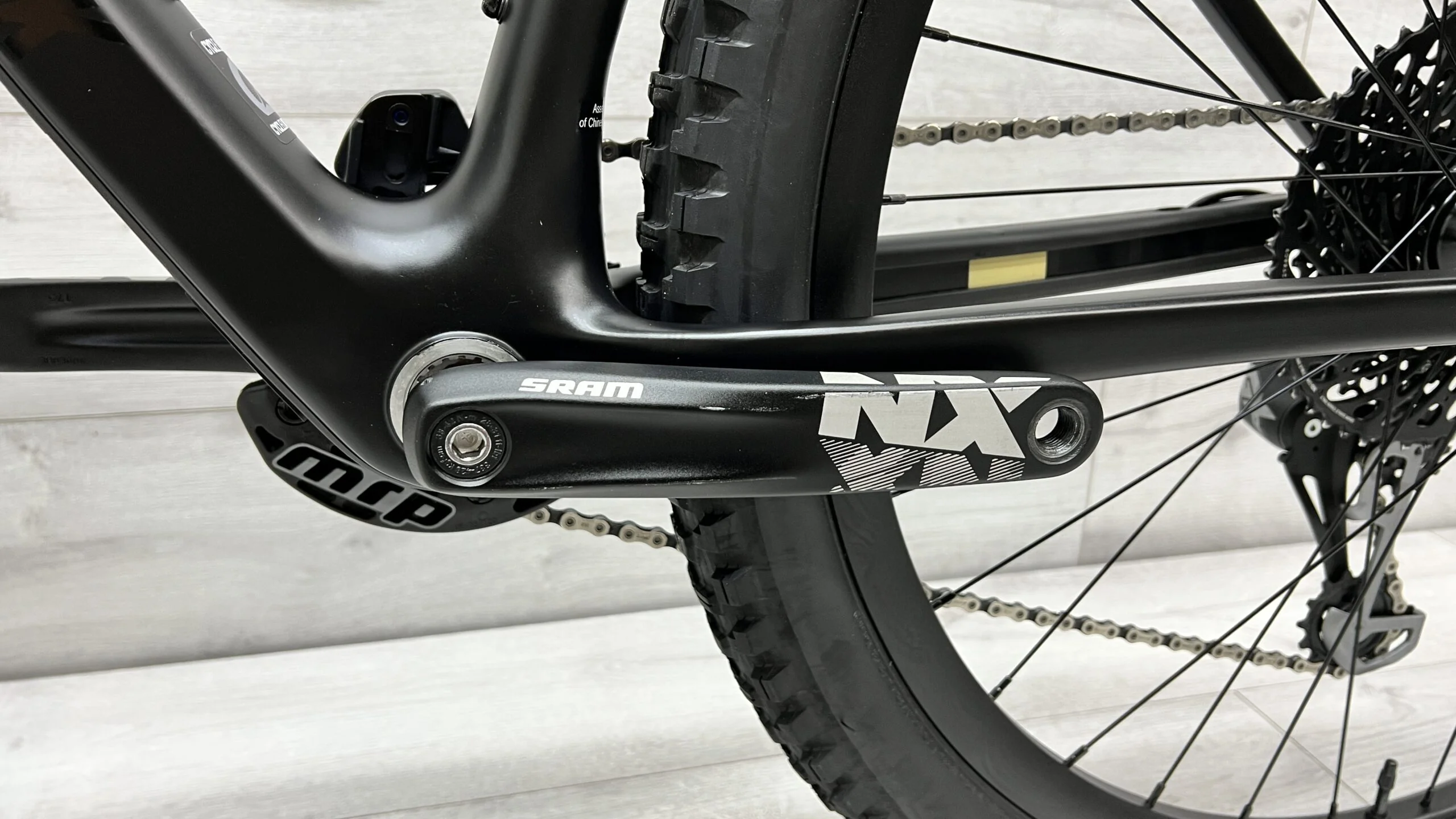 2020 Diamondback Sync'r Carbon 29  Mountain Bike - Medium - Image 5