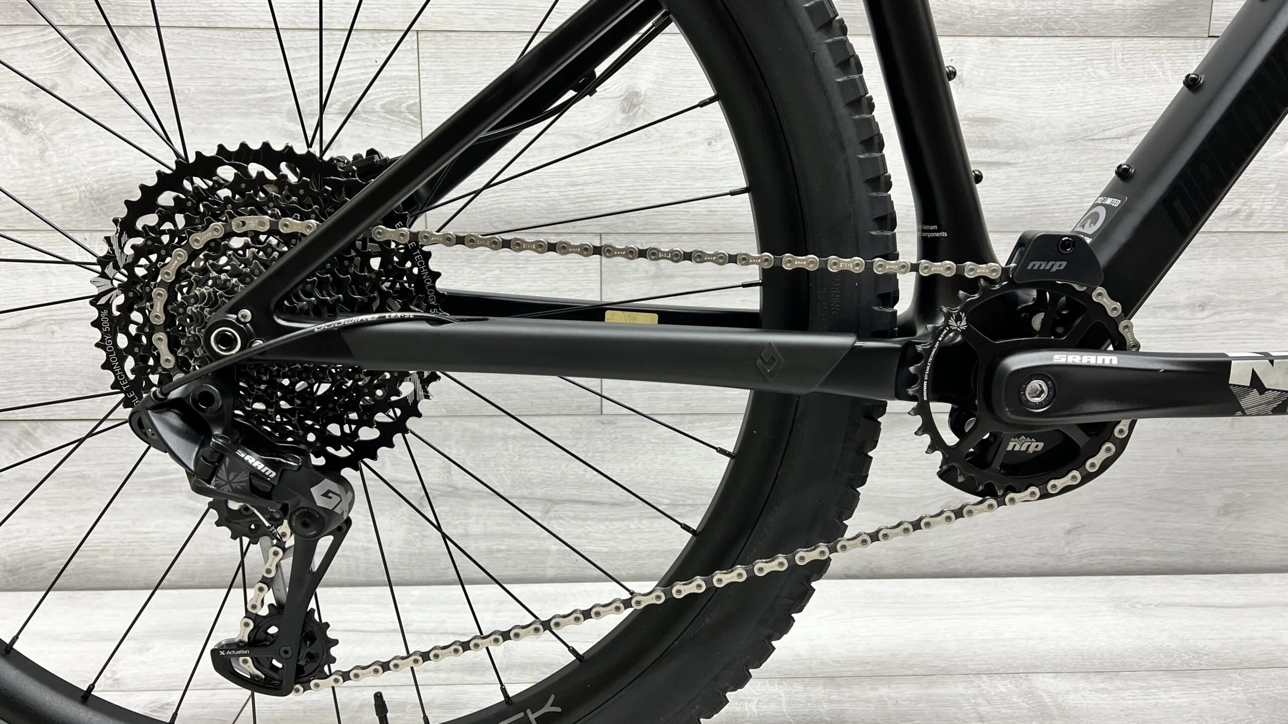 2020 Diamondback Sync'r Carbon 29  Mountain Bike - Medium - Image 6