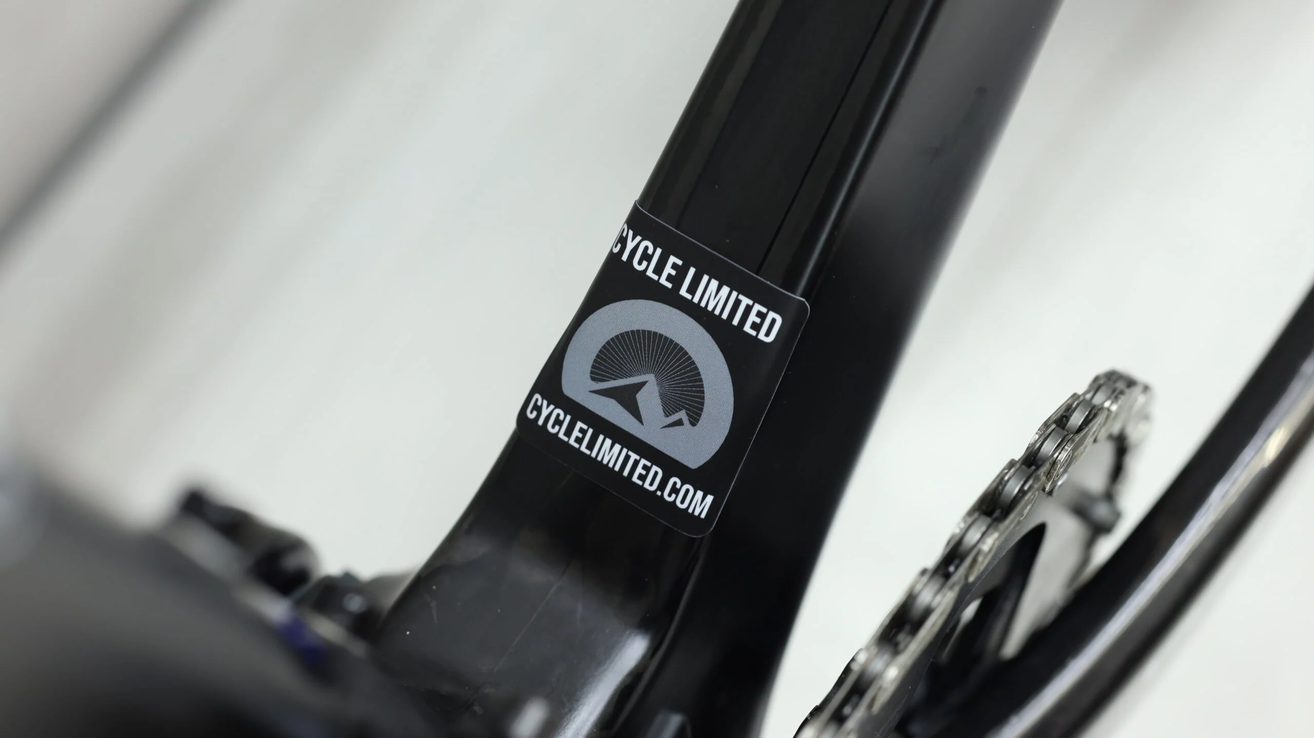 2020 Fuji Supreme 1.1 Road Bike - 50cm - Image 3