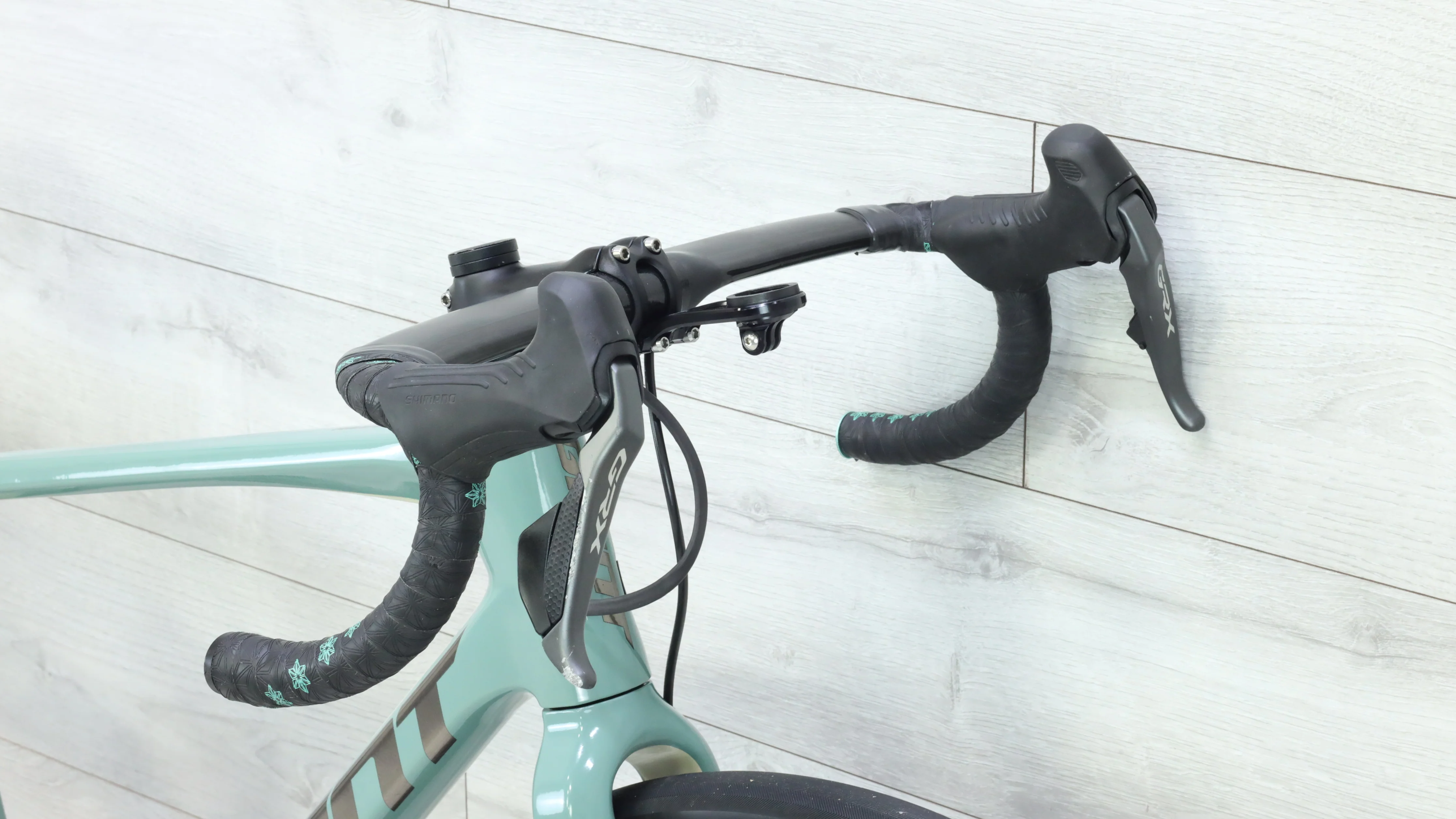 2020 Giant Revolt Advanced 0 Gravel Bike - Medium - Image 8
