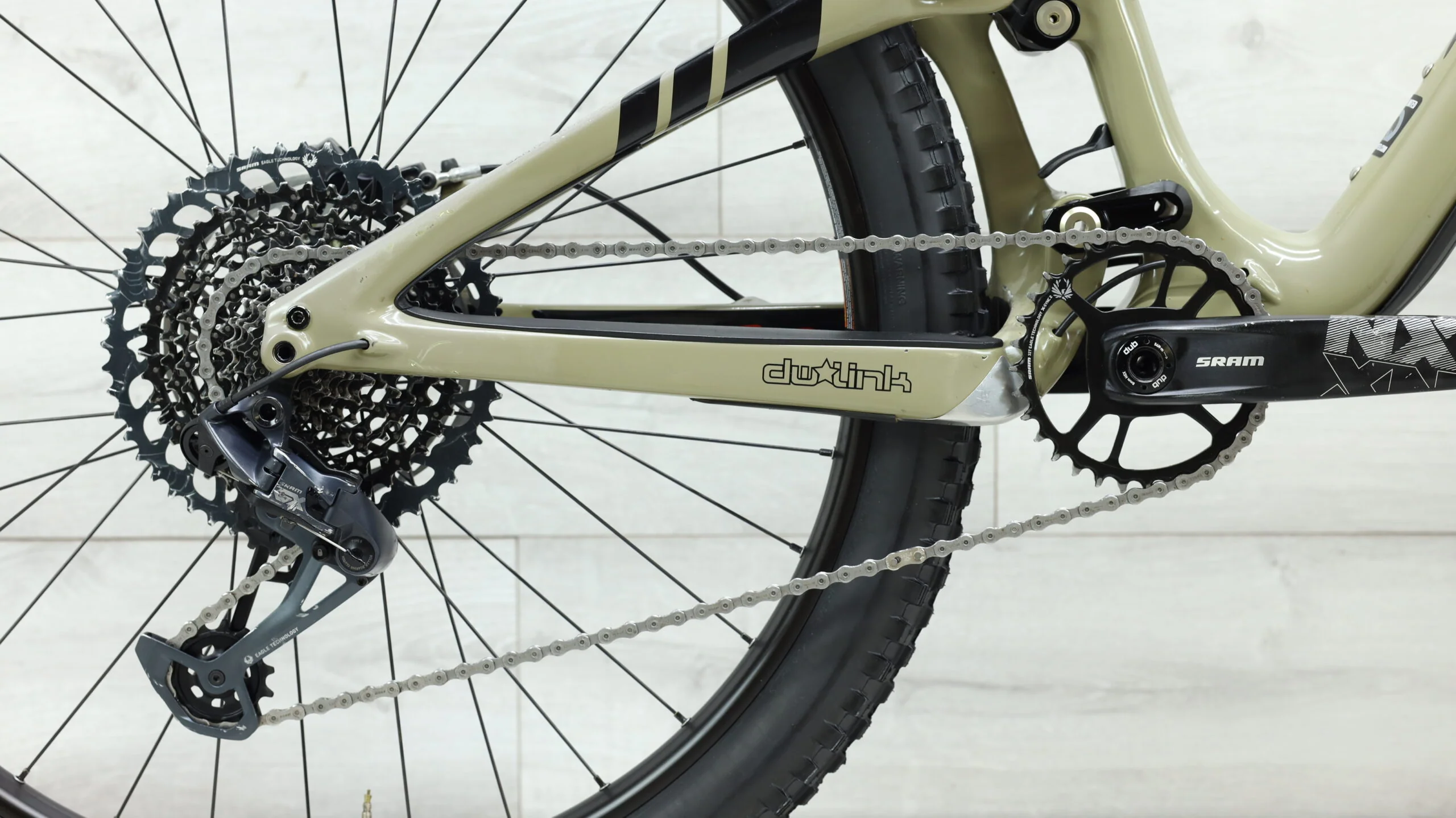 Ibis Mojo HD5  Mountain Bike - 2020, Medium - Image 4