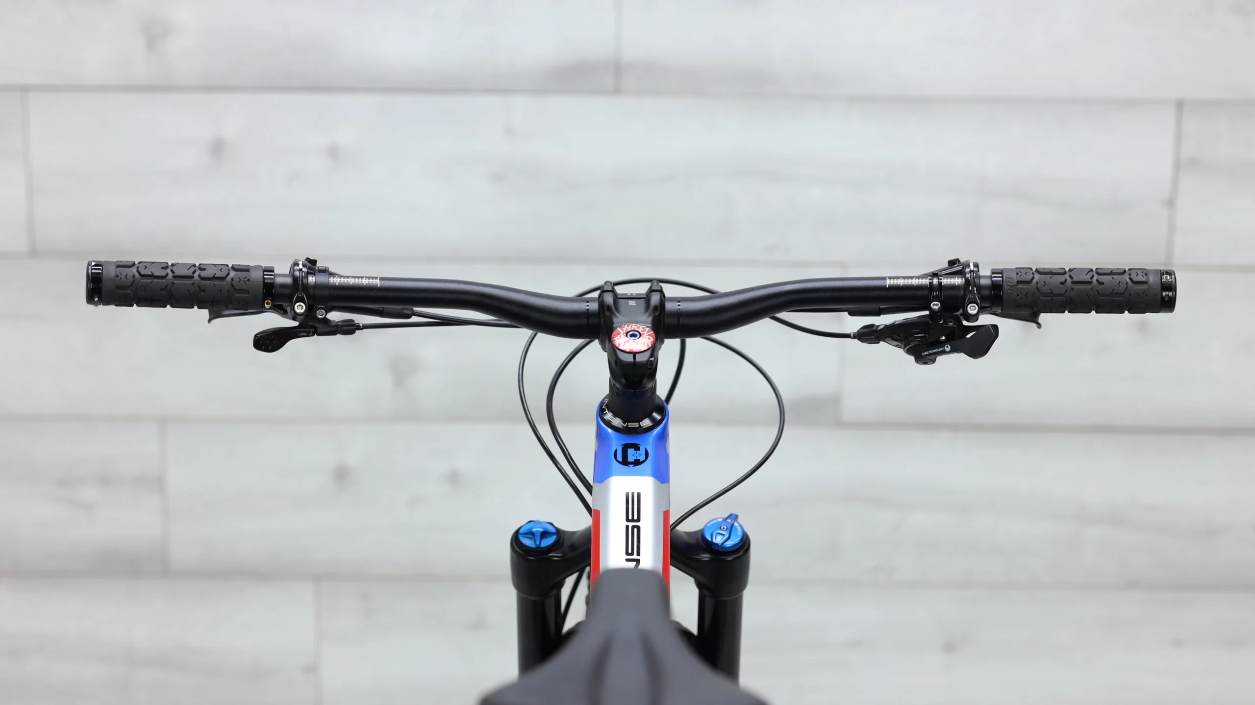 2020 Intense Carbine Expert  Mountain Bike - Large - Image 11