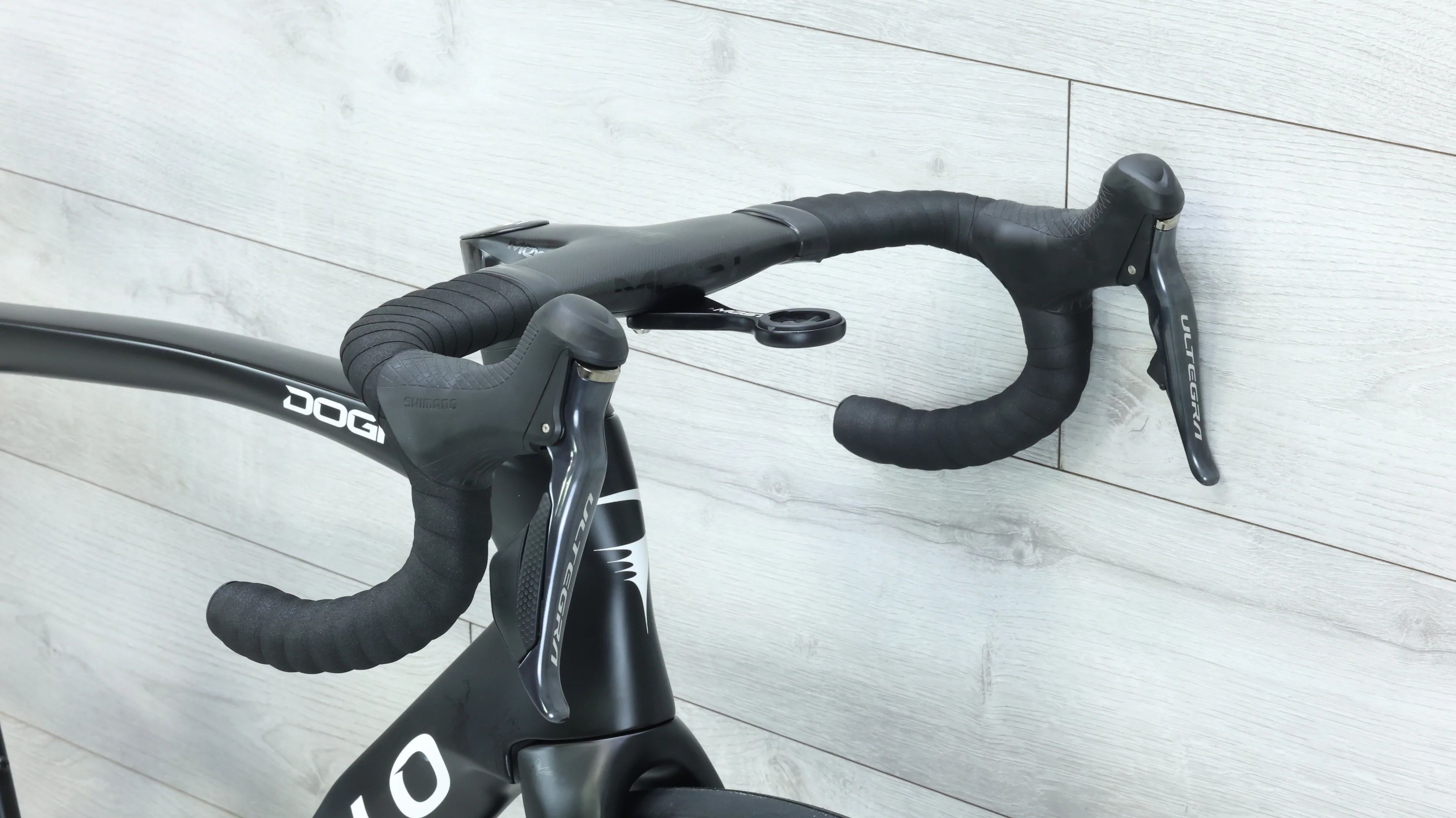 2020 Pinarello Dogma F12 Disc Road Bike - 55cm - Image 10