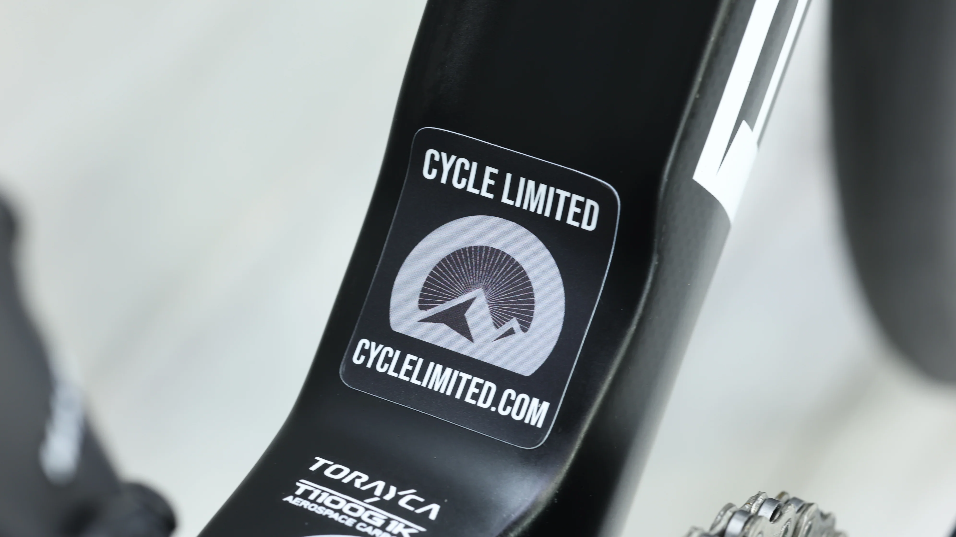 2020 Pinarello Dogma F12 Disc Road Bike - 55cm - Image 3
