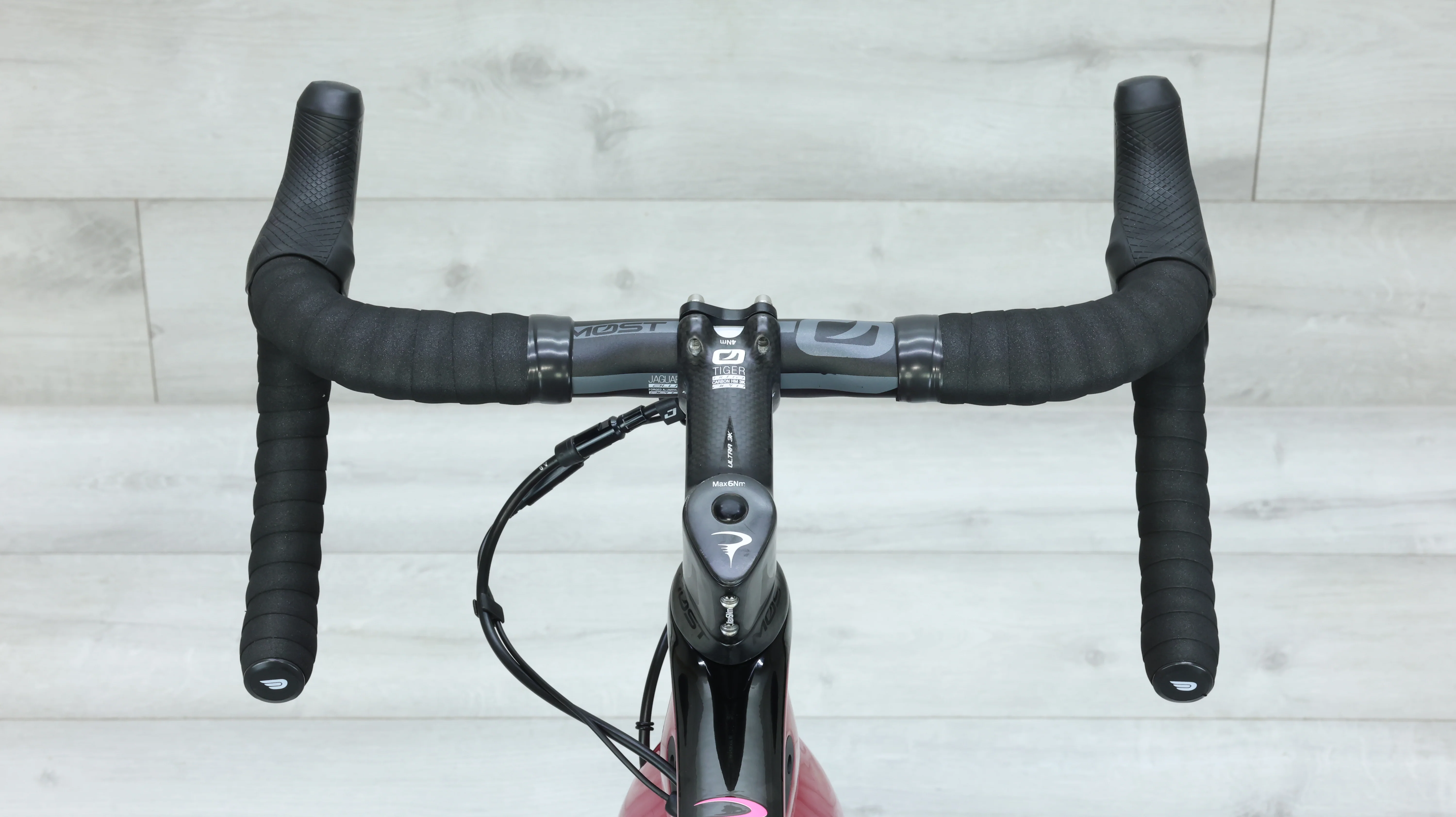 2020 Pinarello Prince Disk Ultegra Di2 Road Bike - 46cm - Image 13