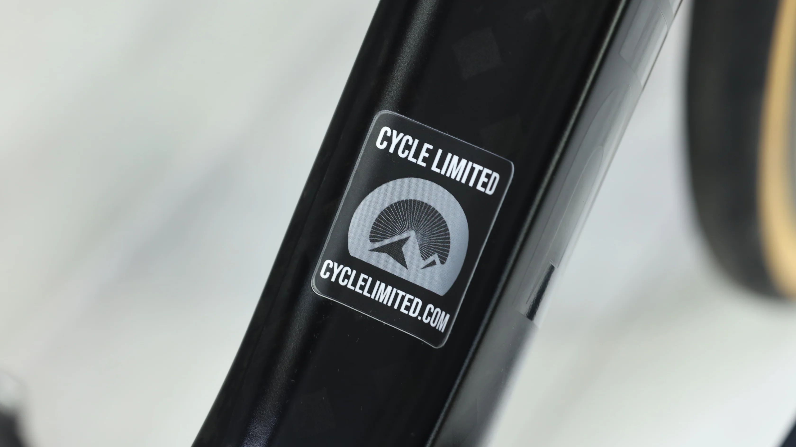 2020 Pinarello Prince Road Bike - 57cm - Image 3