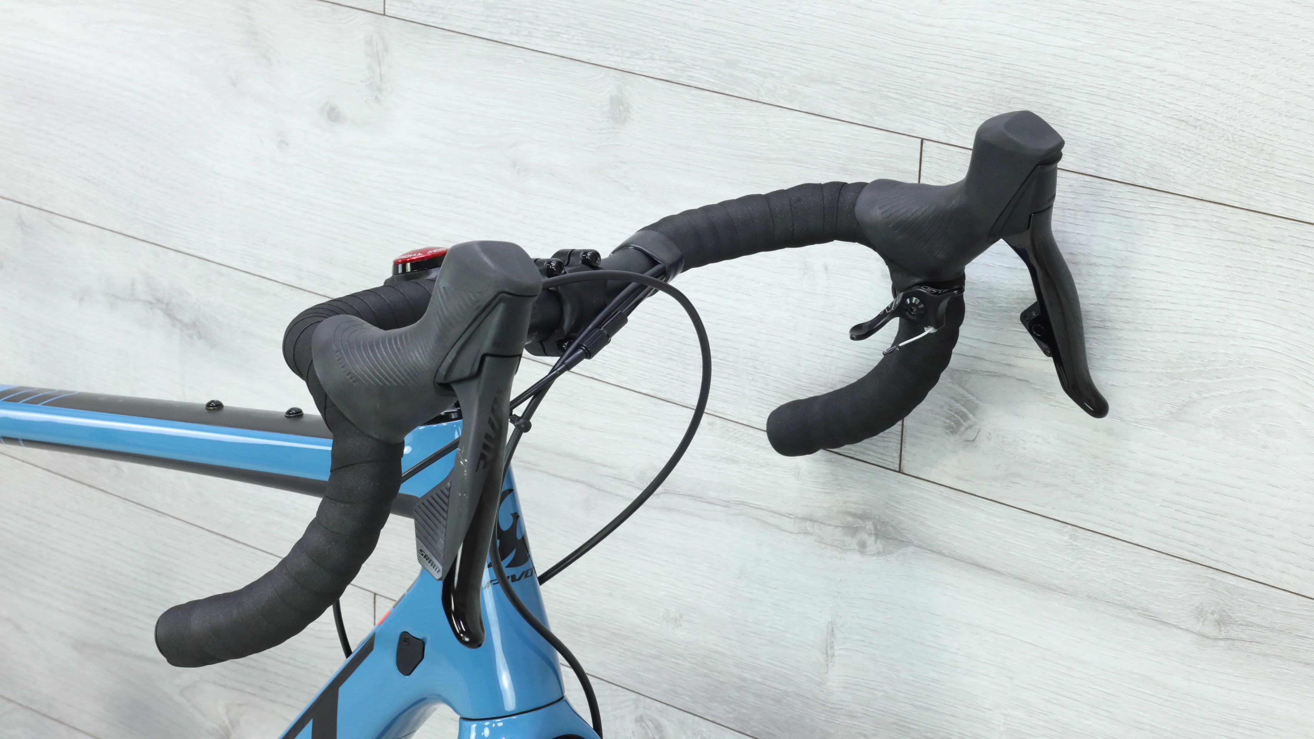 Pivot Vault V4 AXS Gravel Bike - 2020, Medium - Image 7