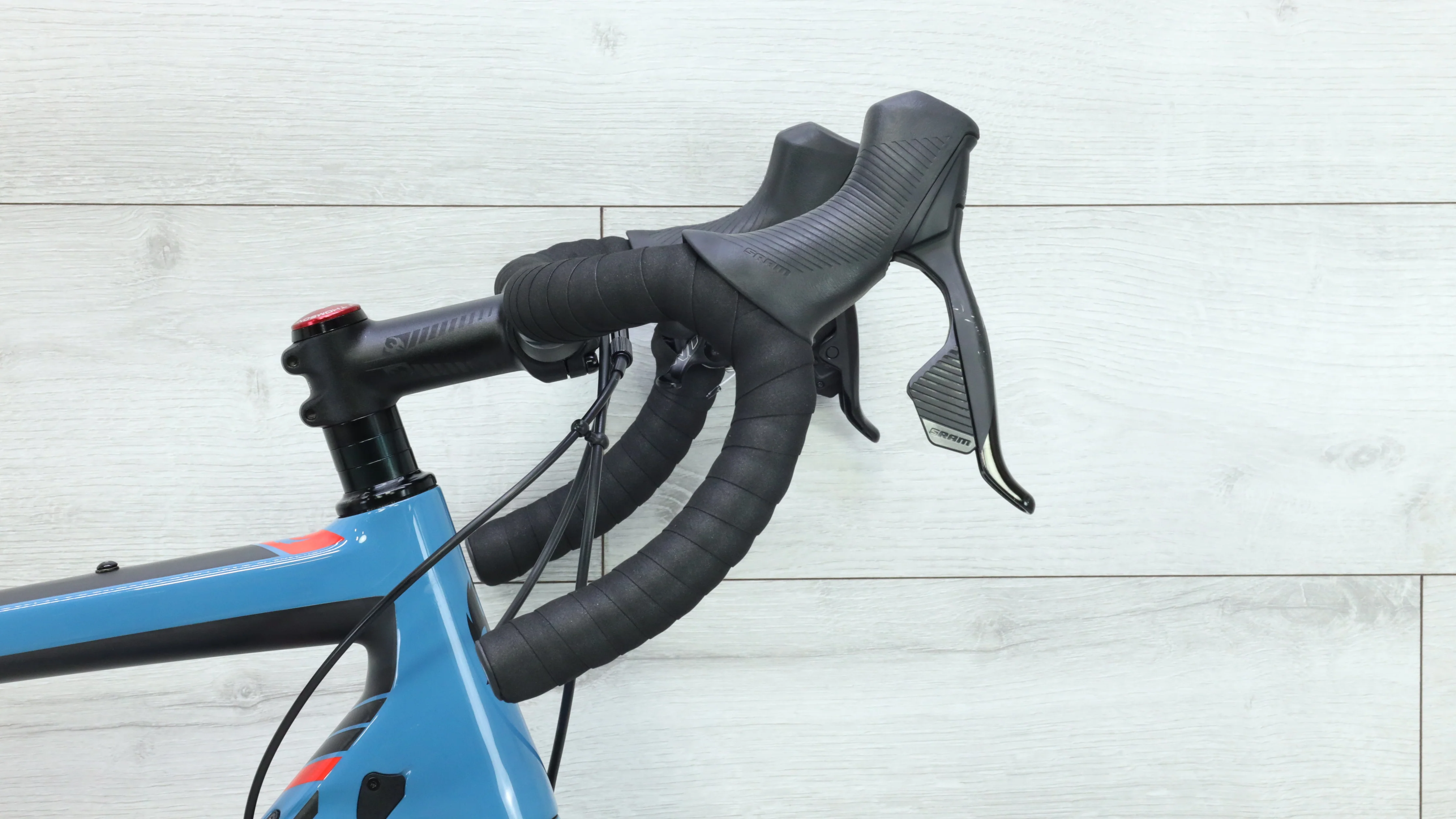 Pivot Vault V4 AXS Gravel Bike - 2020, Medium - Image 9