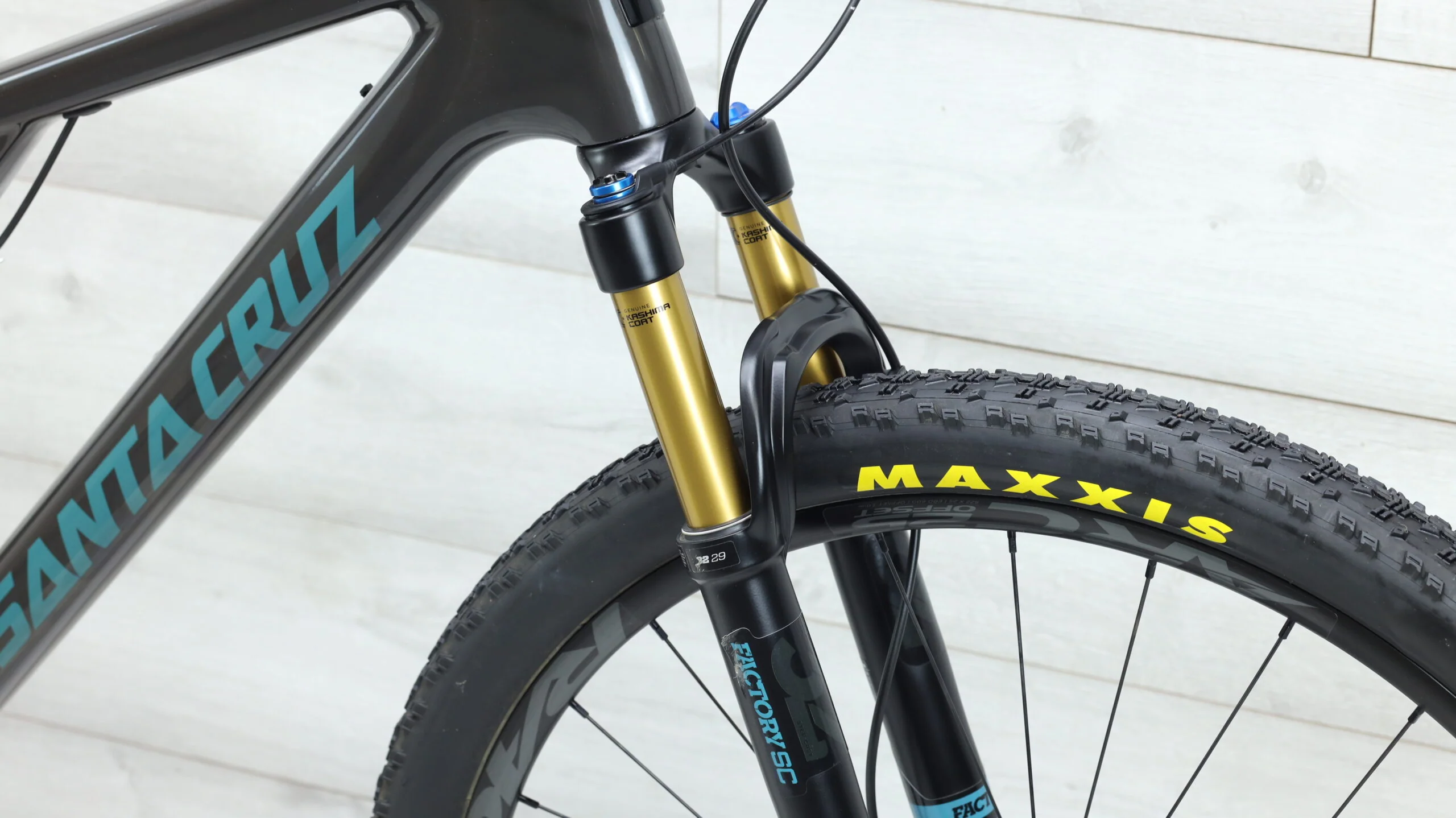 2020 Santa Cruz Blur Carbon CC X01 Mountain Bike - X-Large - Image 9