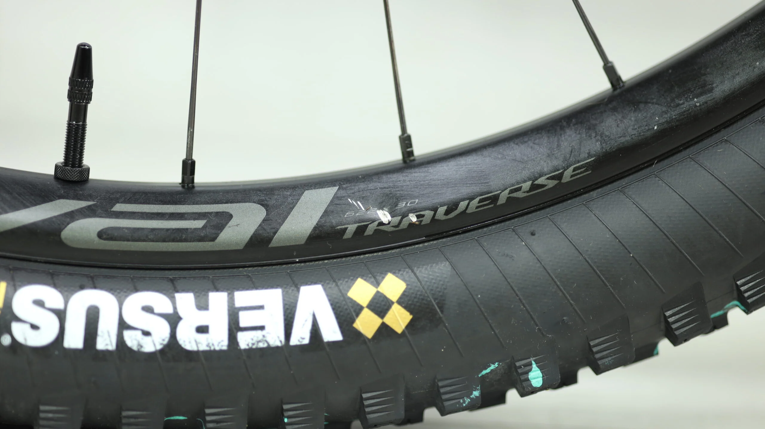 2020 Specialized Enduro Elite  Mountain Bike - Medium - Image 14