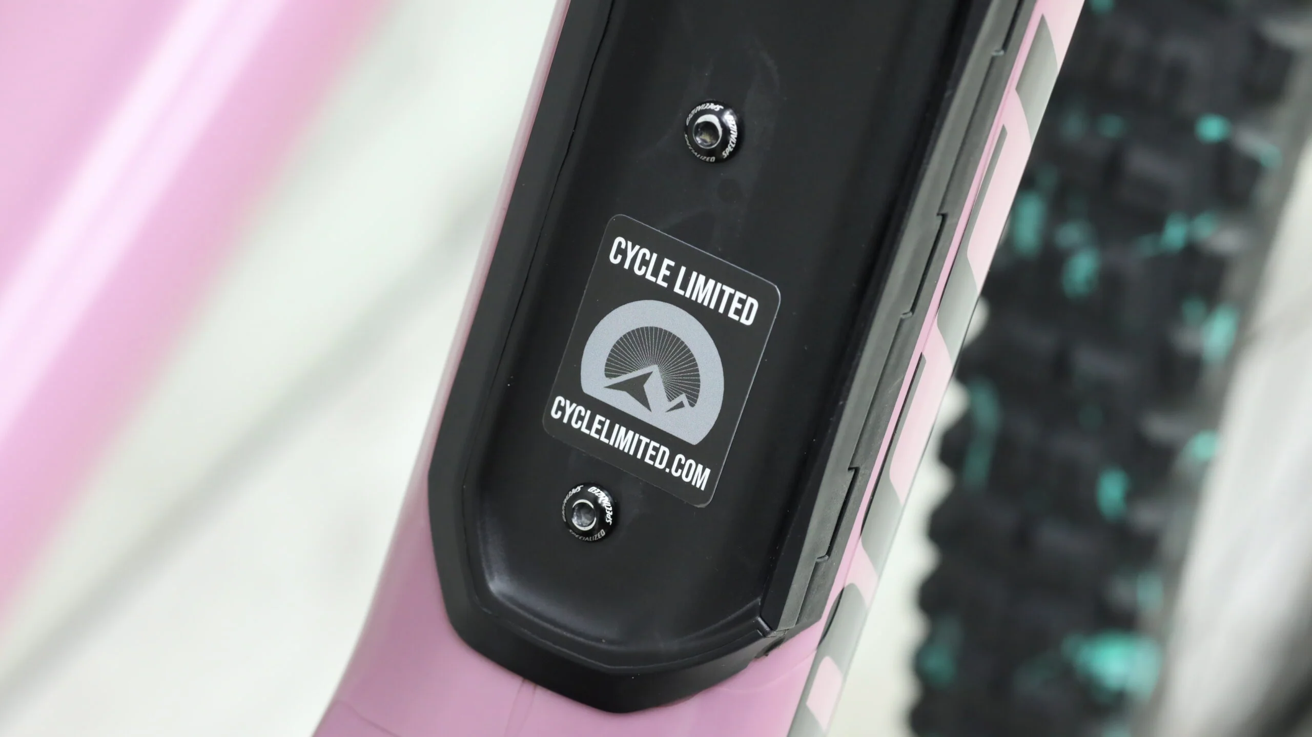 2020 Specialized Enduro Elite  Mountain Bike - Medium - Image 3