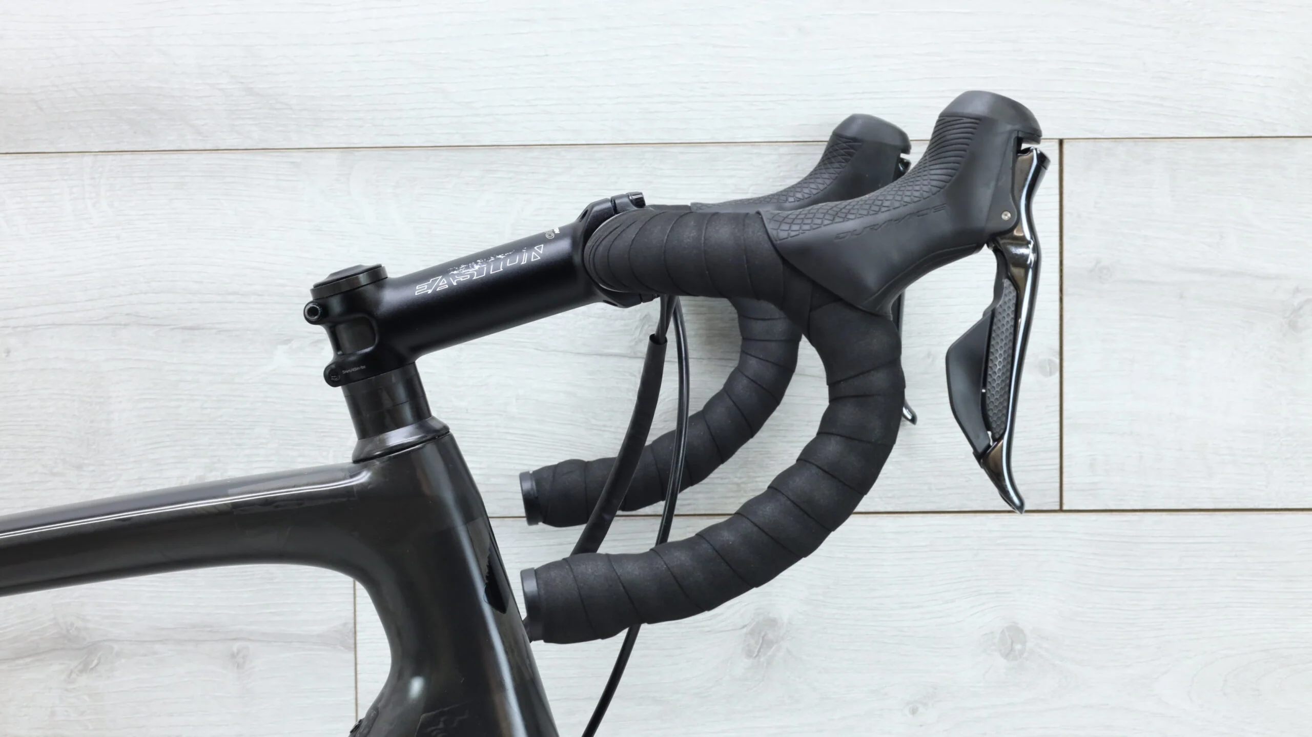 2020 Specialized S-Works Tarmac SL6 Disc Road Bike - 56cm - Image 11